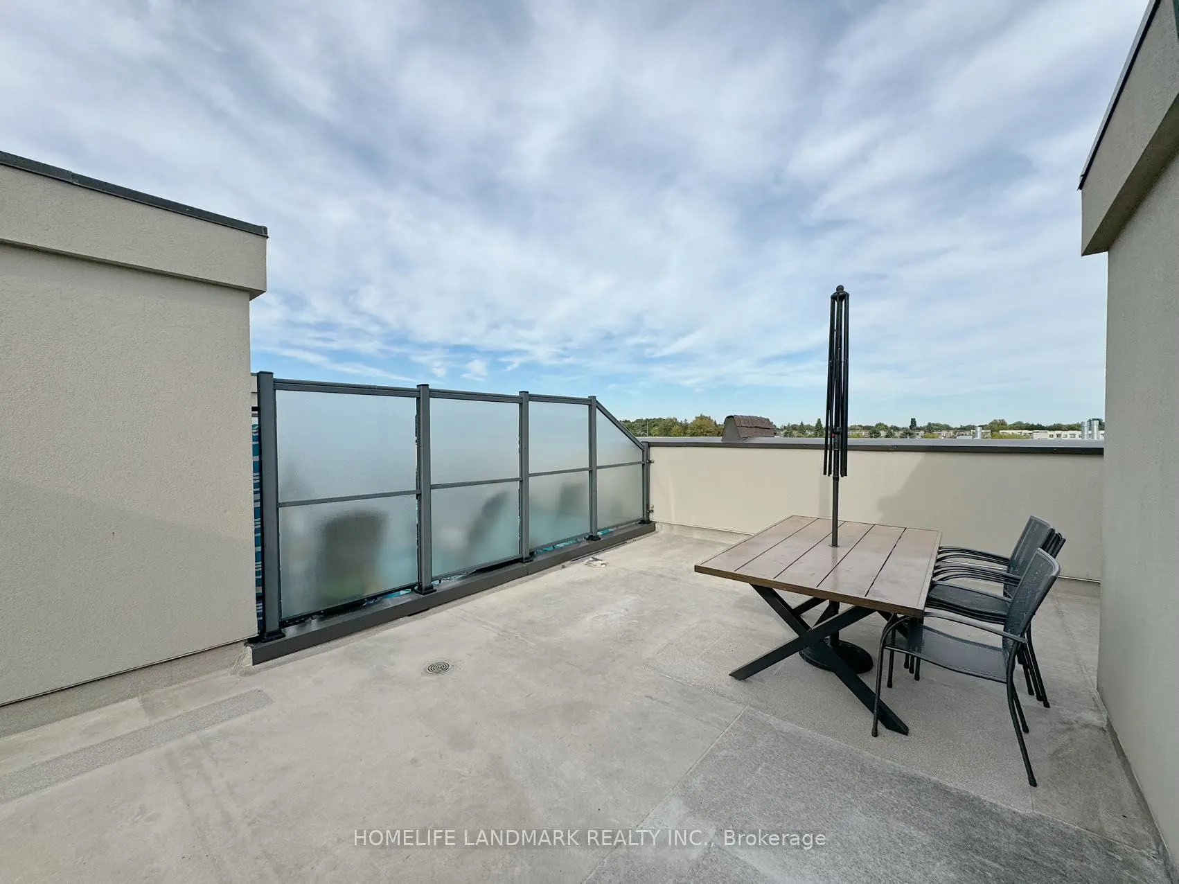 320 John Street, #215