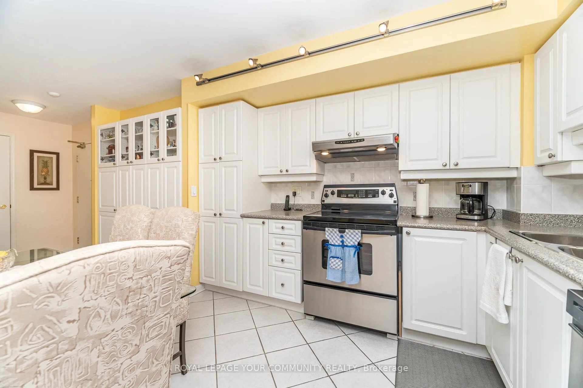 2500 Rutherford Road, #218