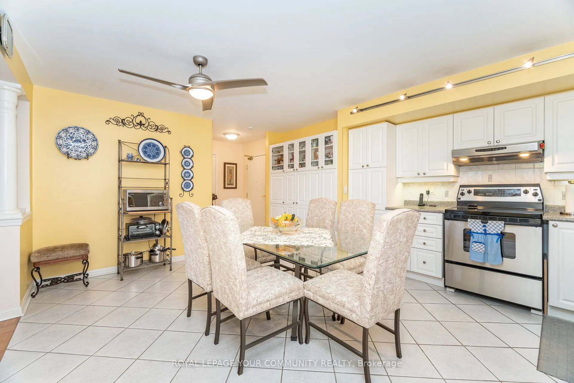 2500 Rutherford Road, #218