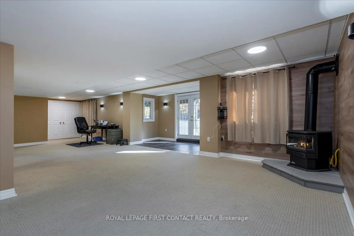 701 Happy Vale Drive E