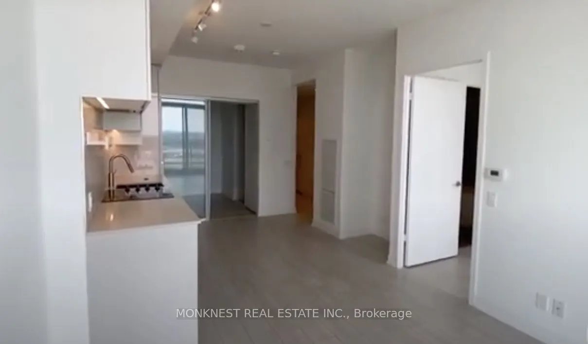 898 Portage Parkway, #0000