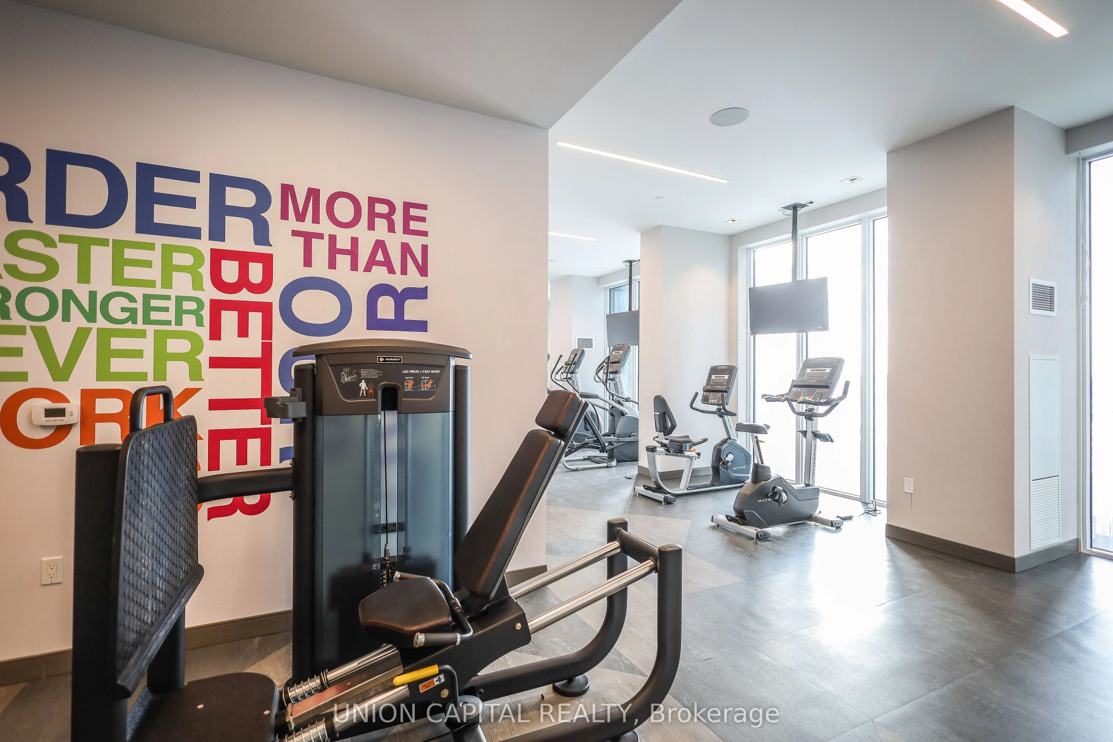 9000 Jane Street, #PH208