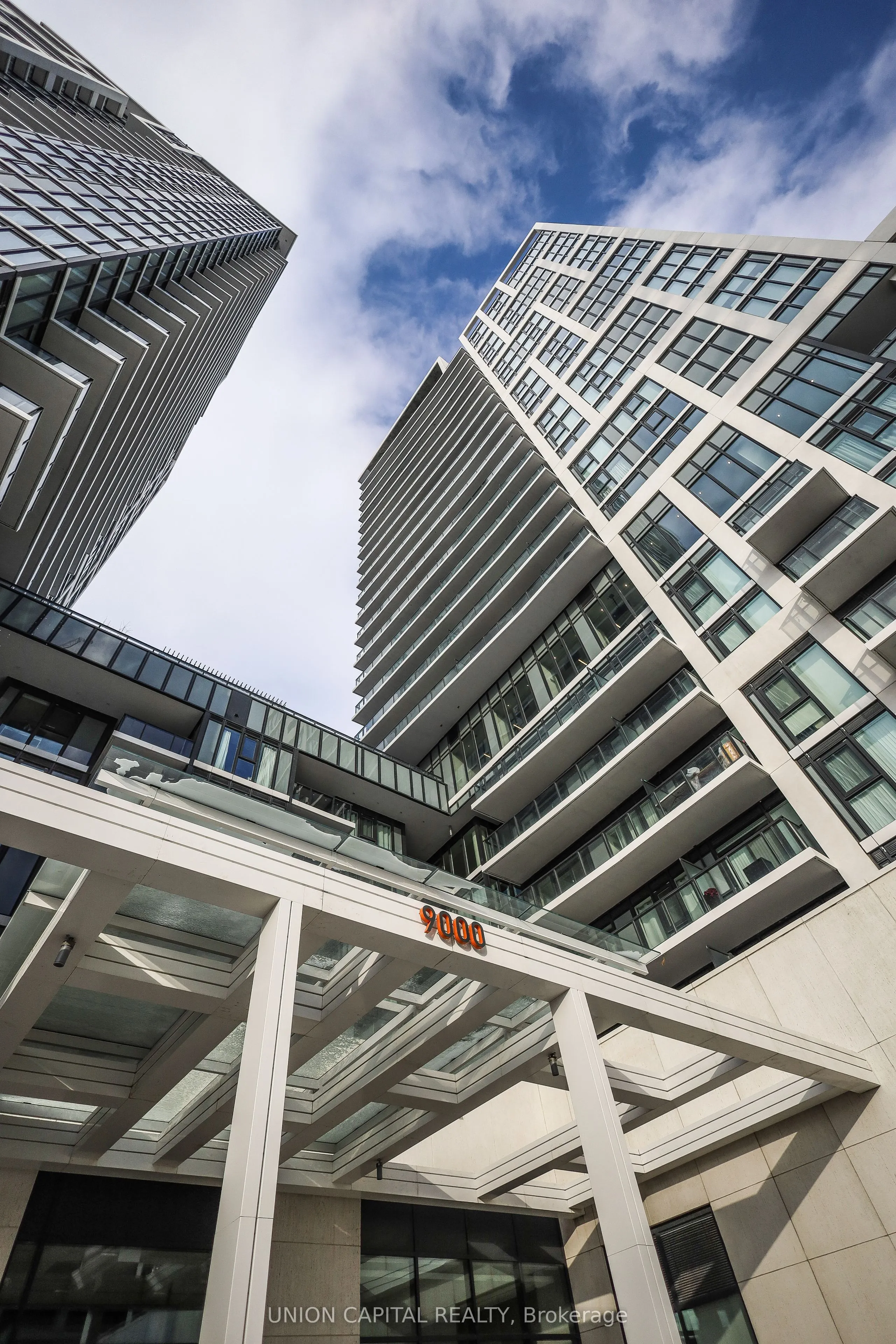 9000 Jane Street, #PH208