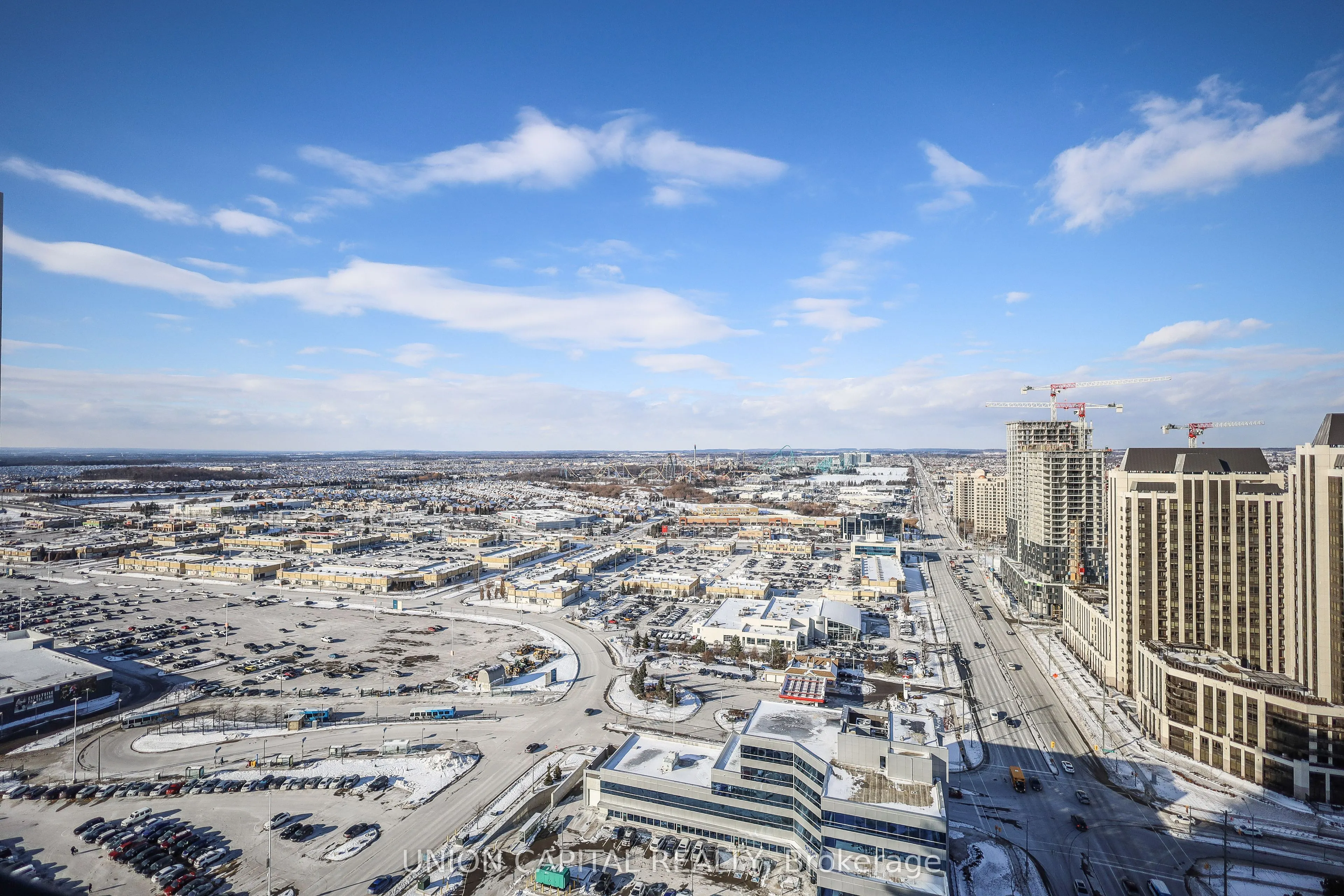 9000 Jane Street, #PH208