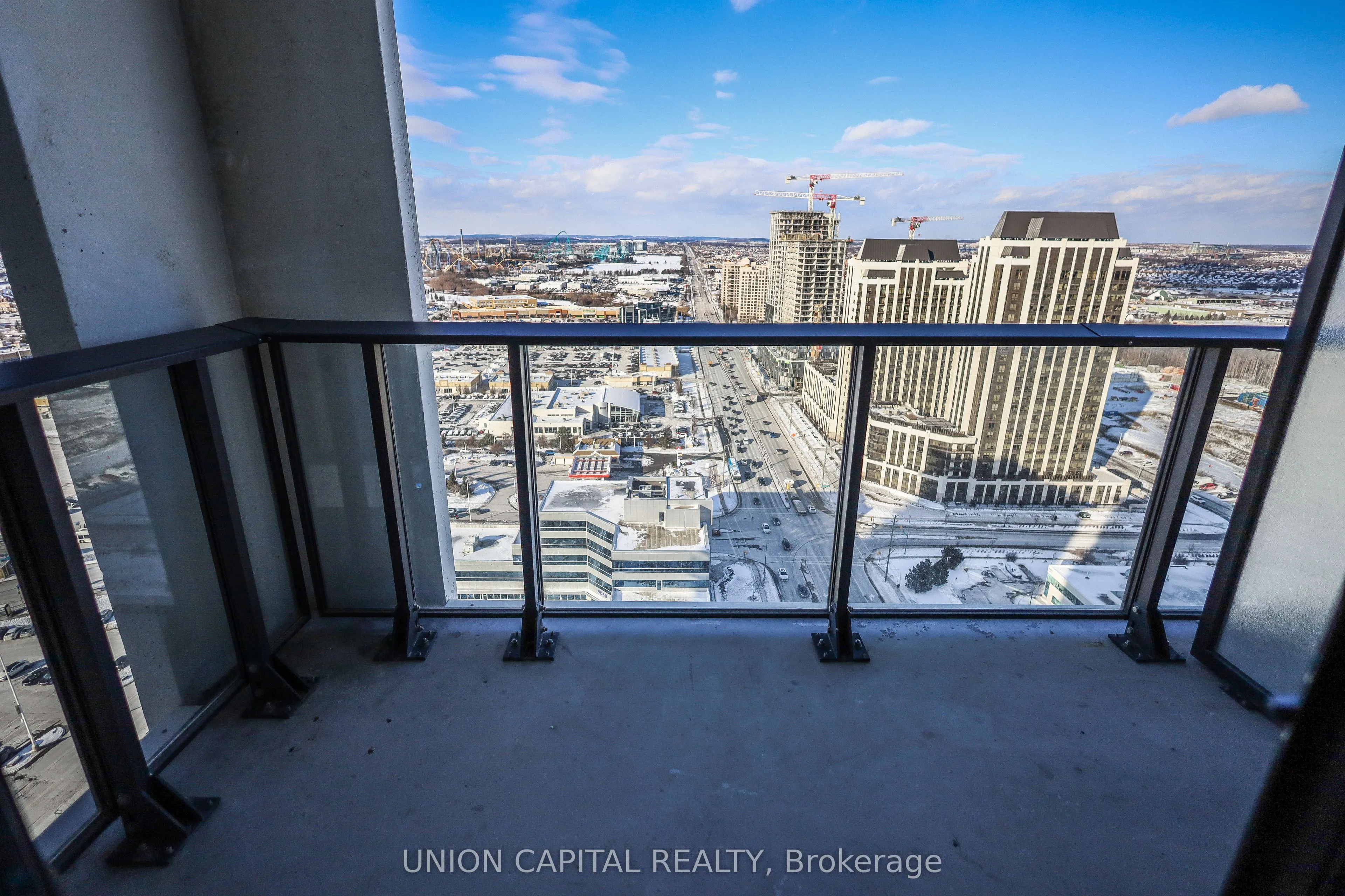 9000 Jane Street, #PH208