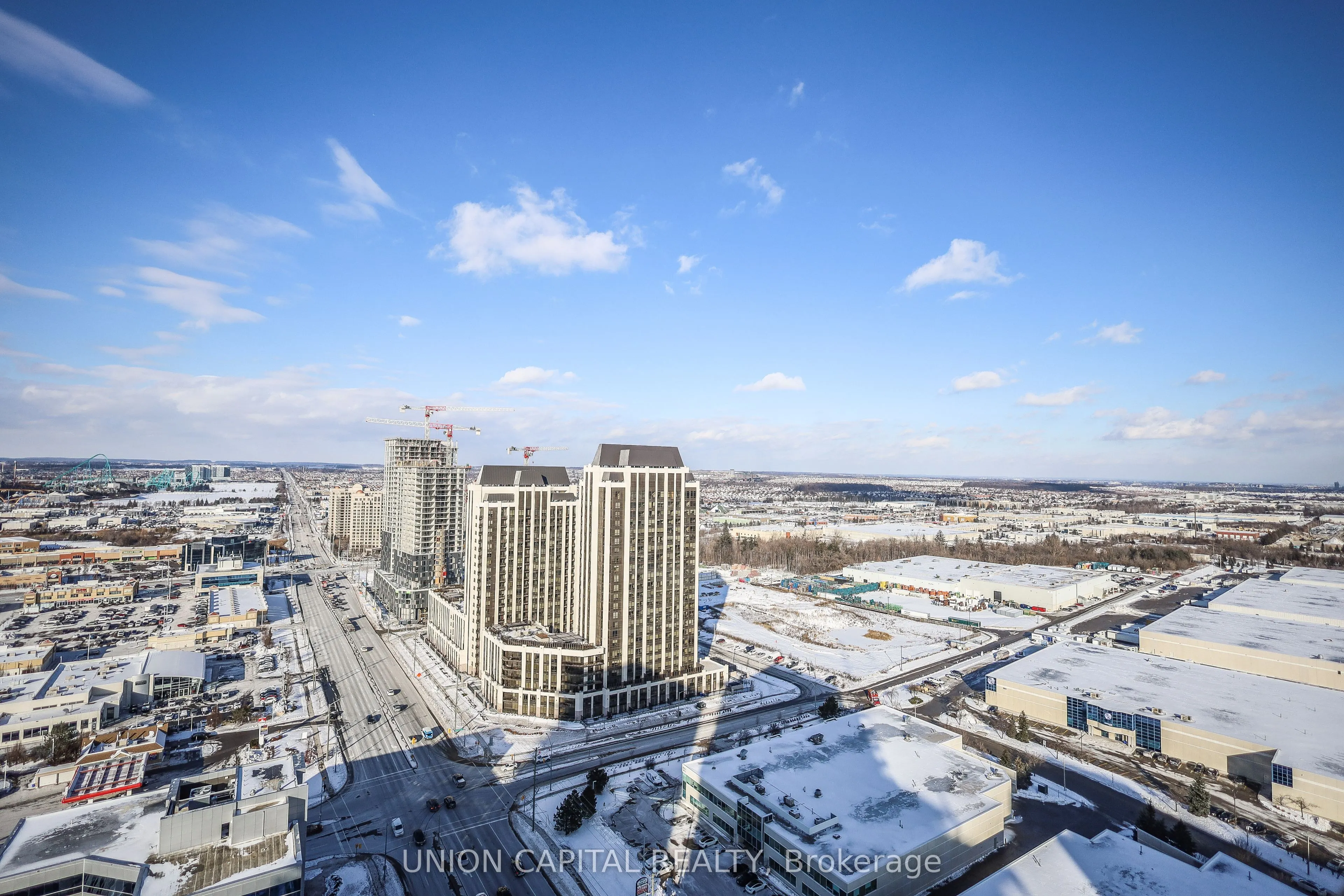 9000 Jane Street, #PH208