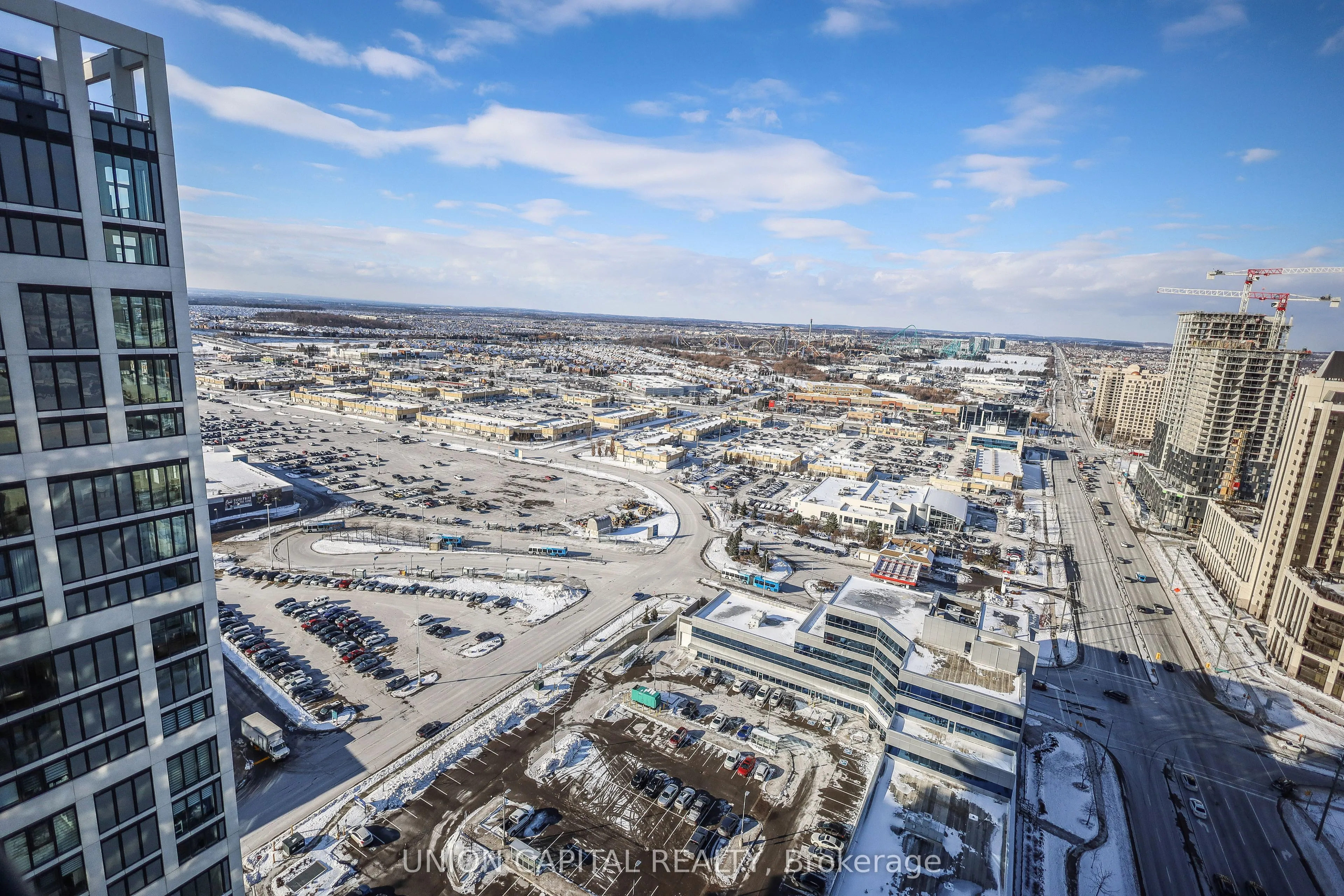 9000 Jane Street, #PH208