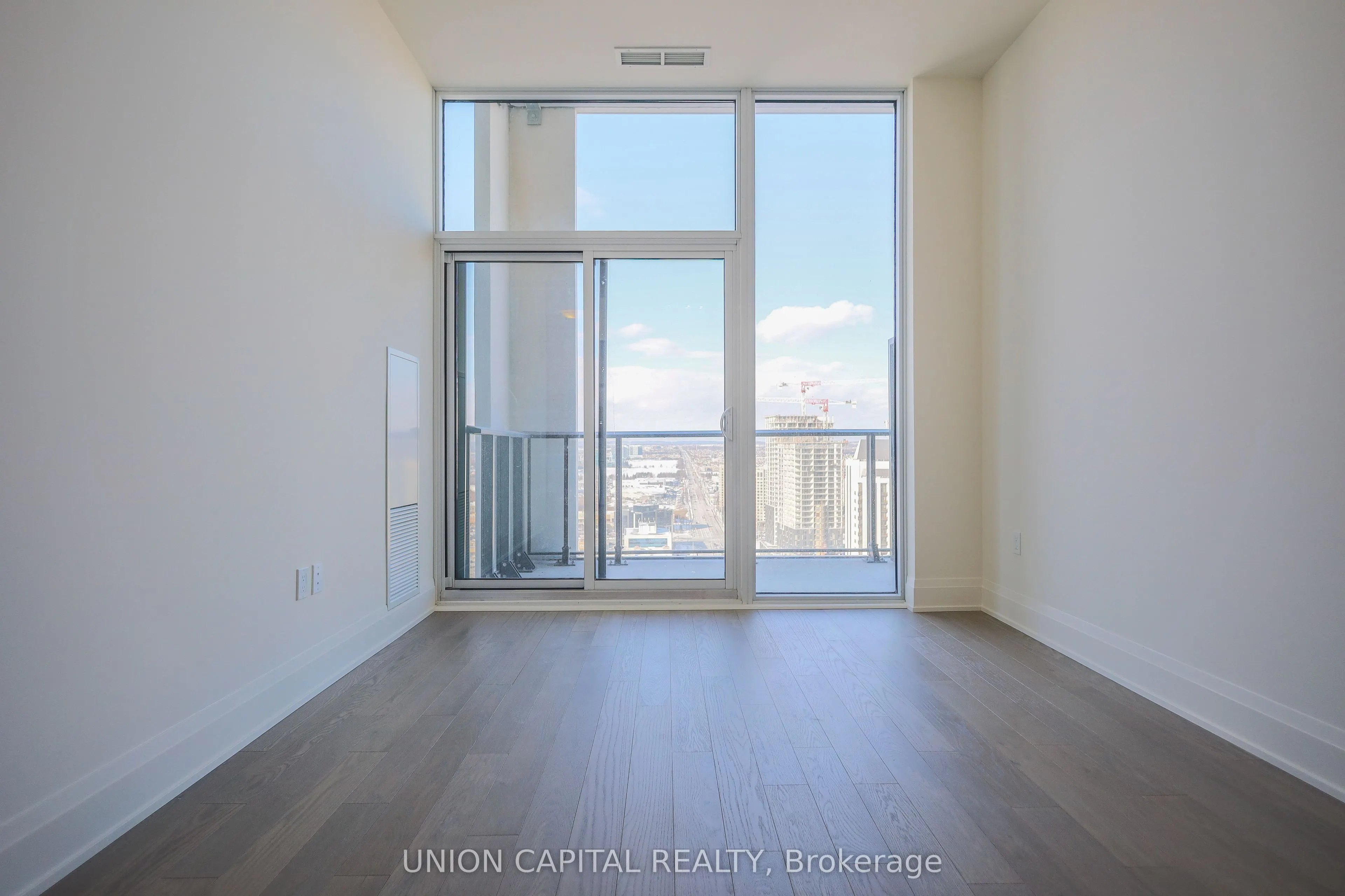 9000 Jane Street, #PH208