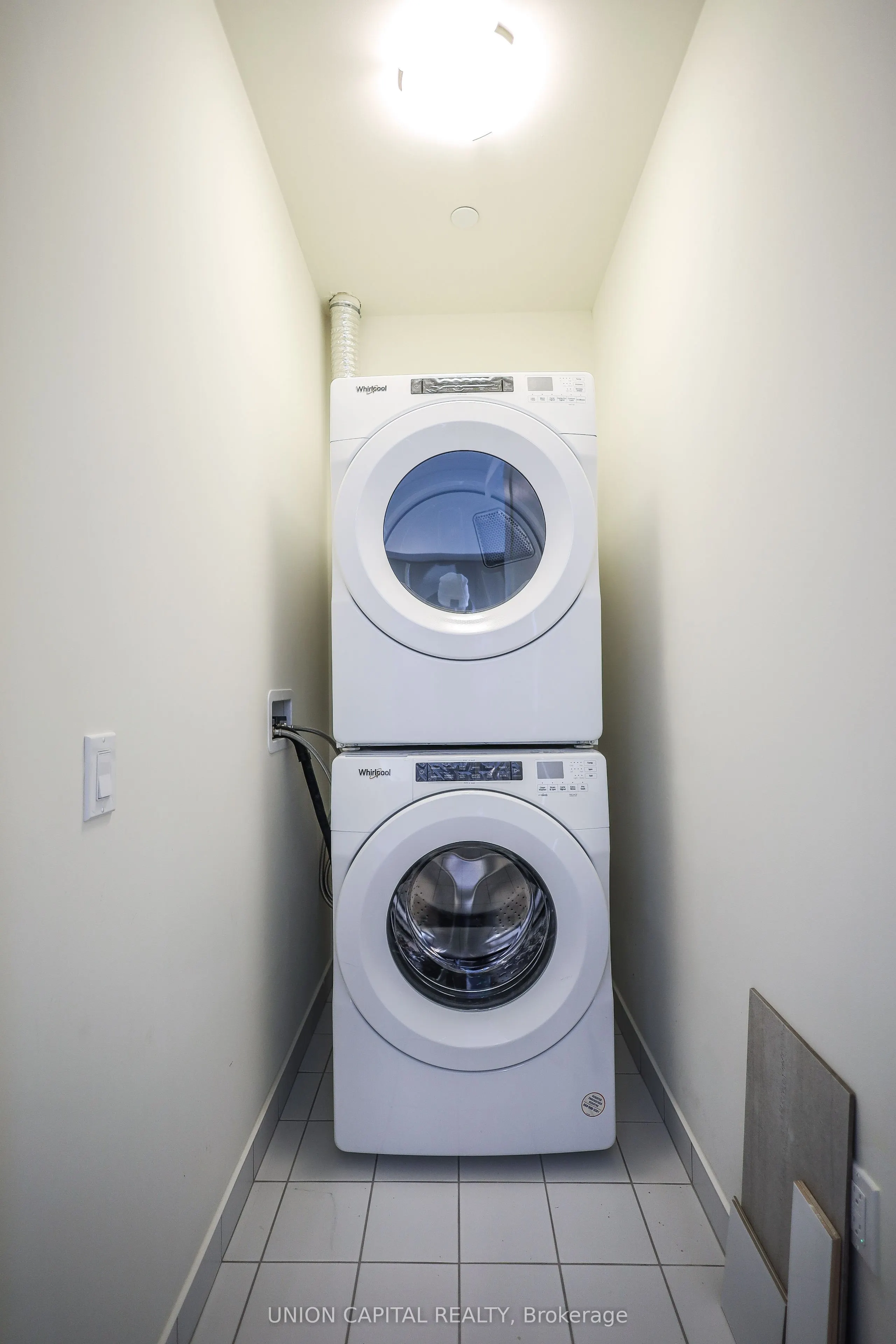 9000 Jane Street, #PH208