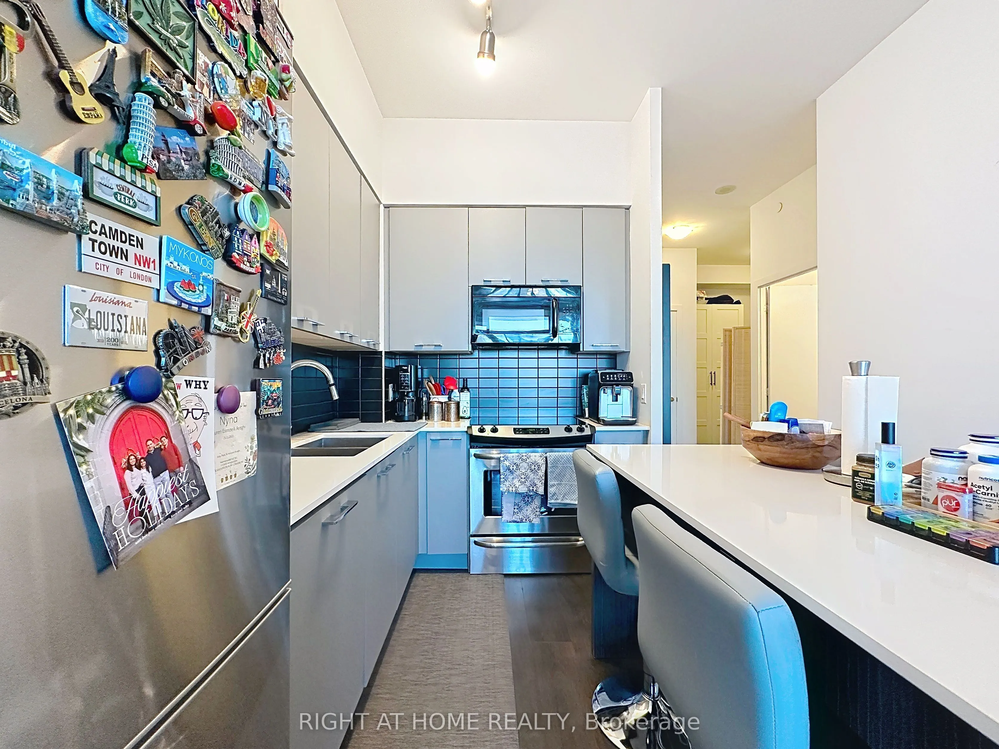 9471 Yonge Street, #LPH05