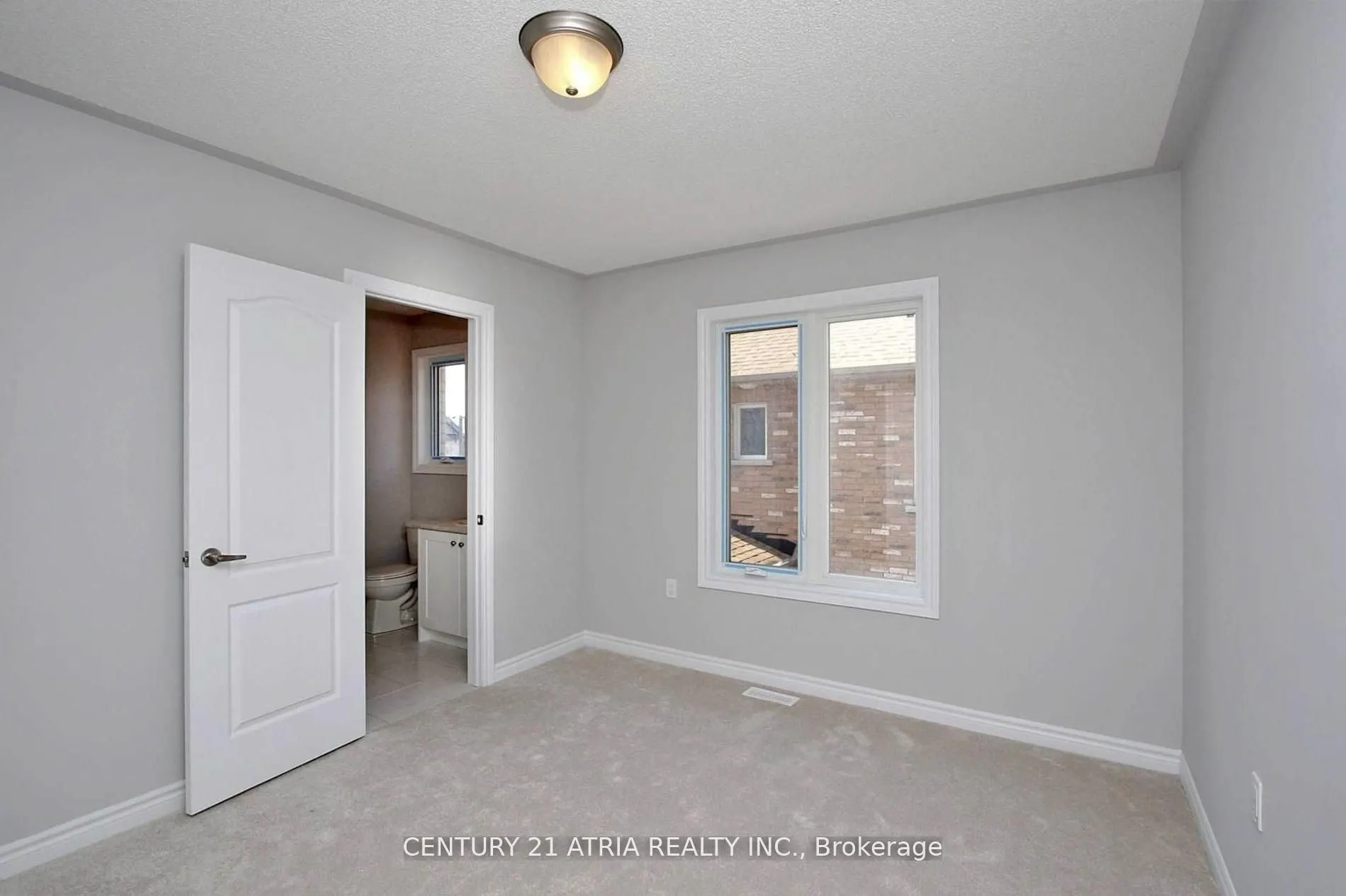 92 Sutherland Avenue