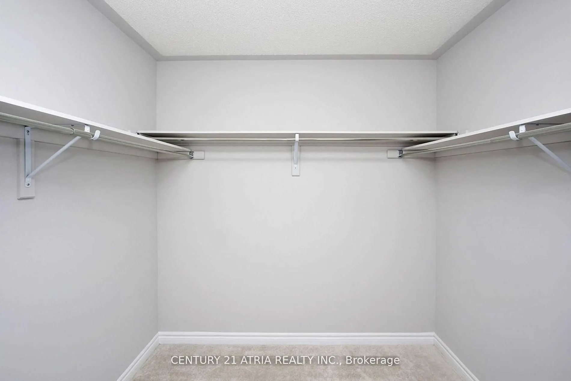 92 Sutherland Avenue