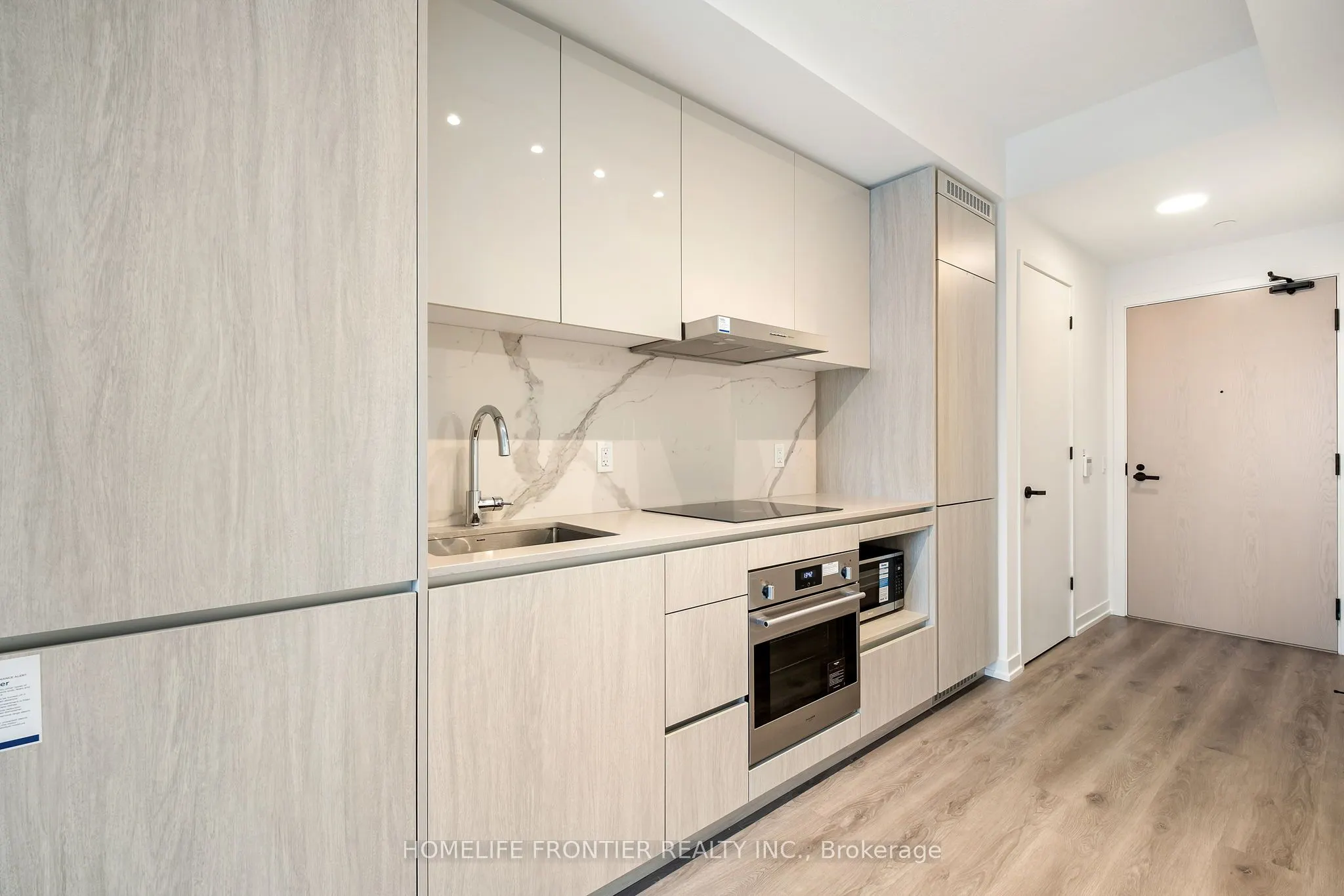 28 Interchange Way, #4015