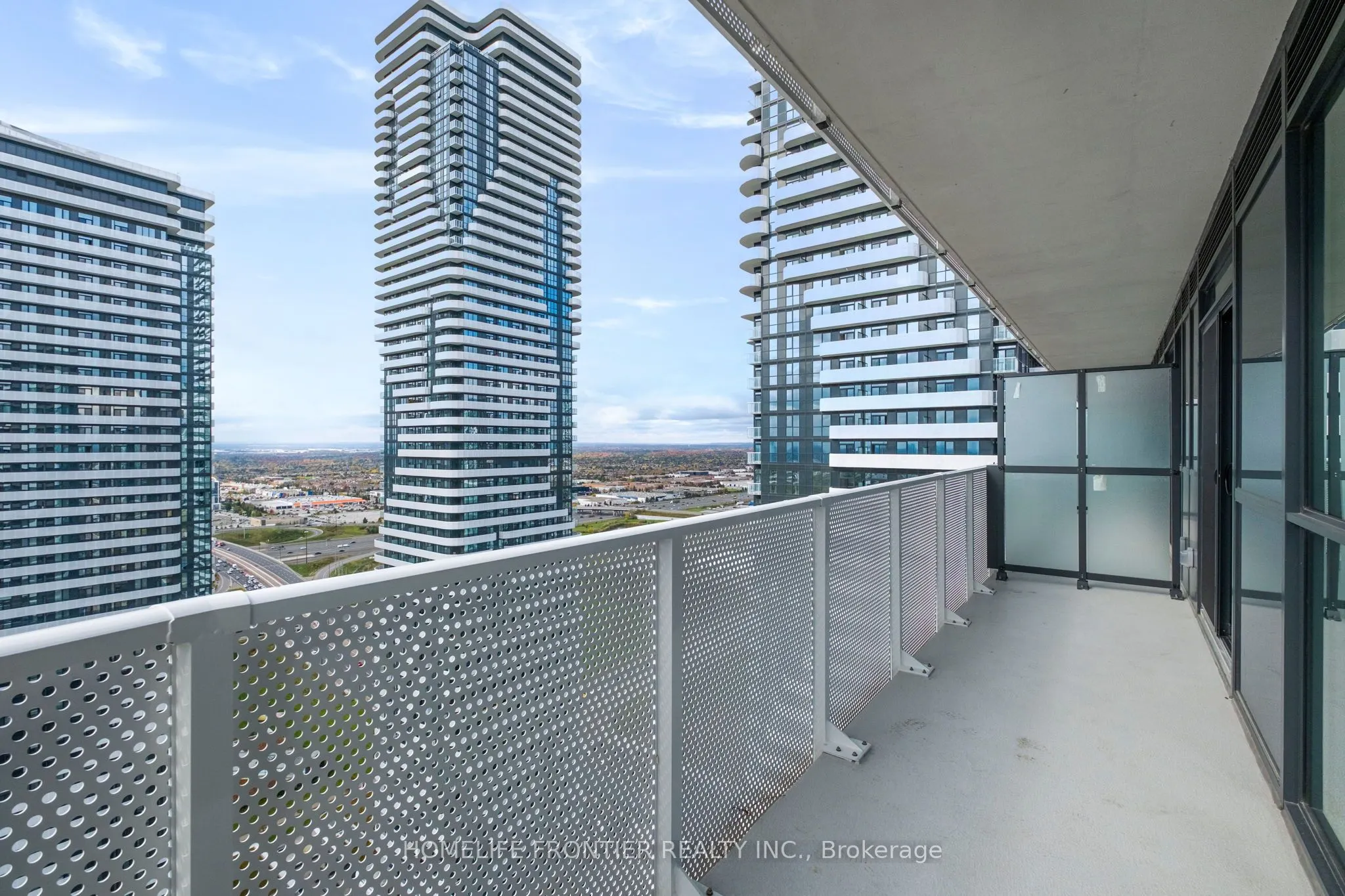 28 Interchange Way, #4015