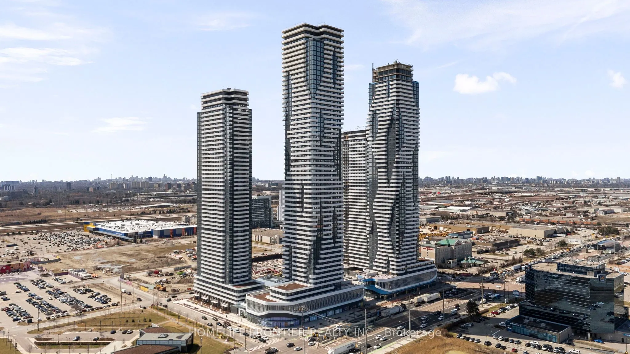 28 Interchange Way, #4015