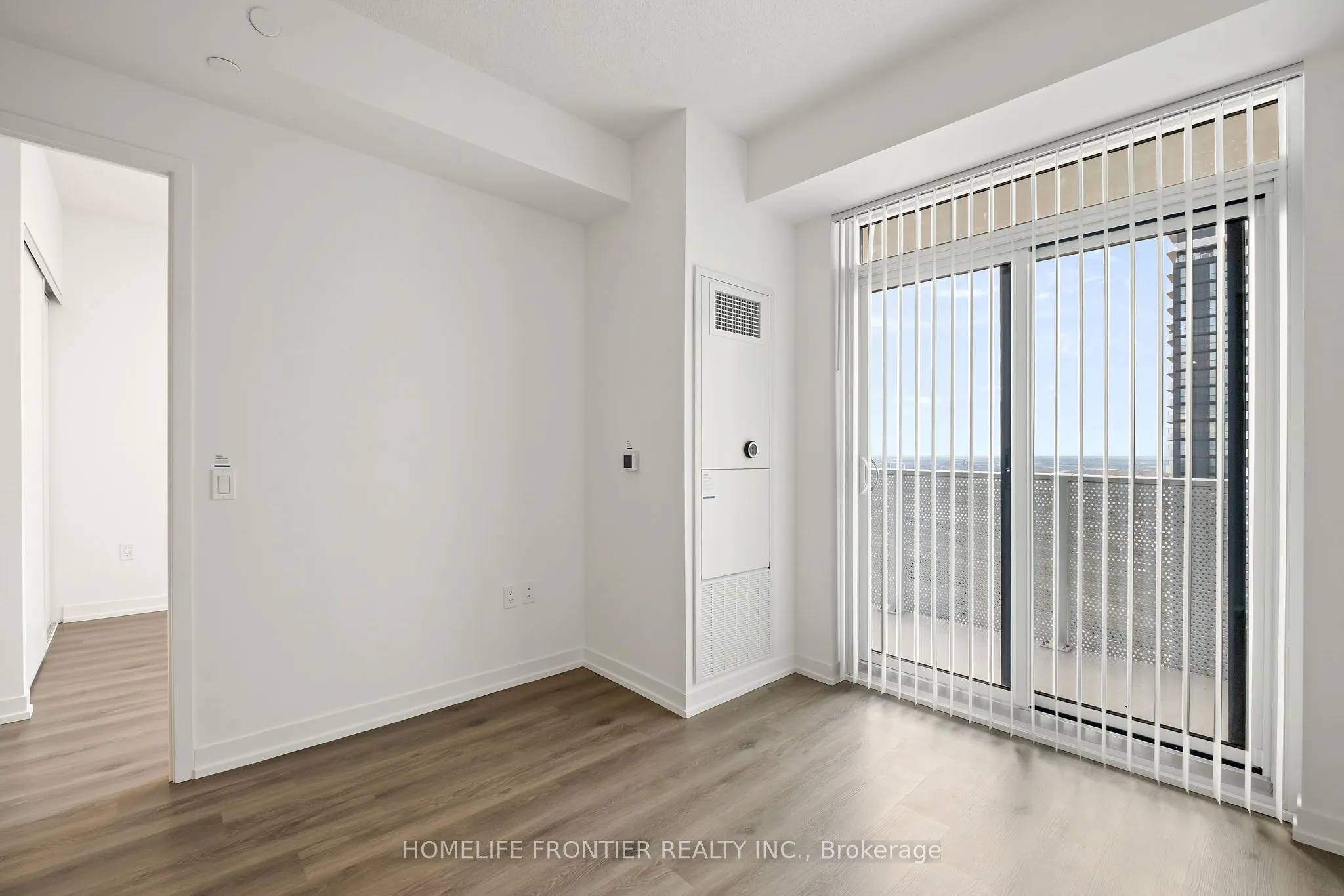 28 Interchange Way, #4015