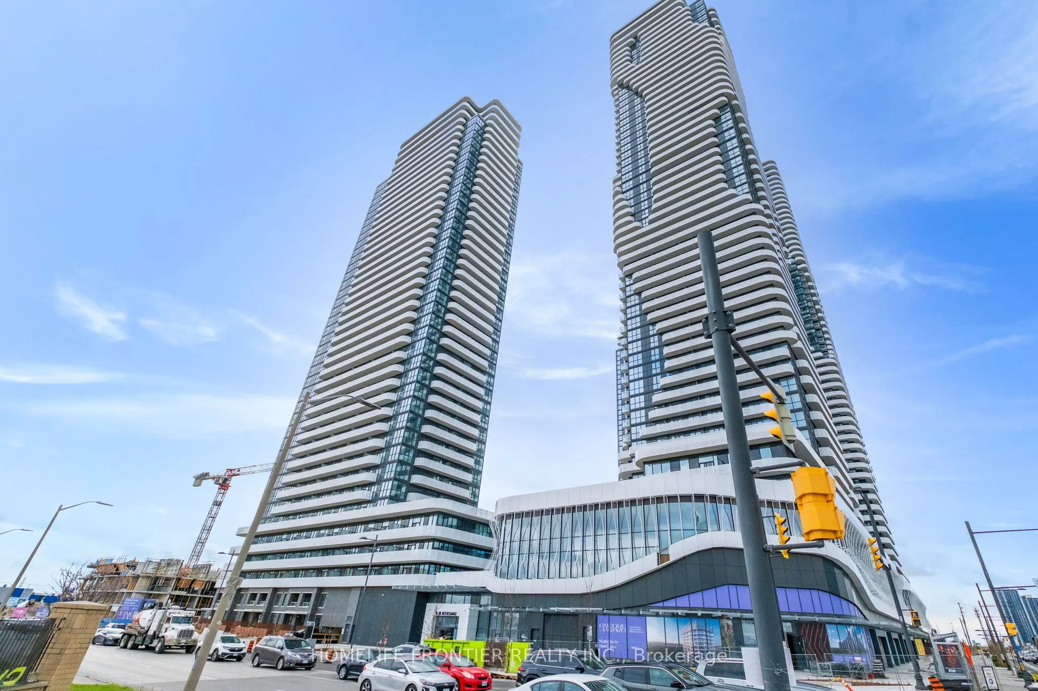 28 Interchange Way, #4015