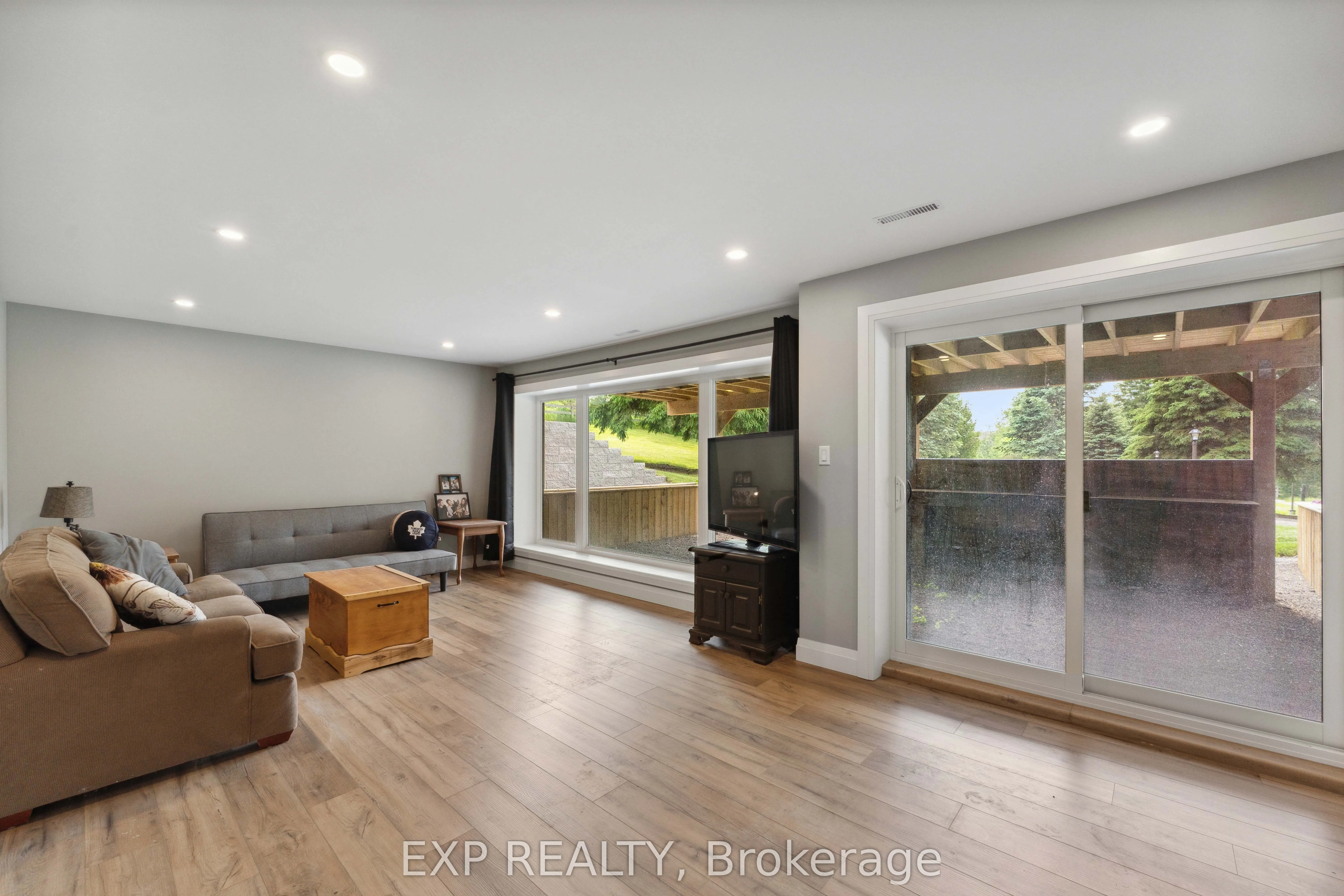 12329 York Durham Line