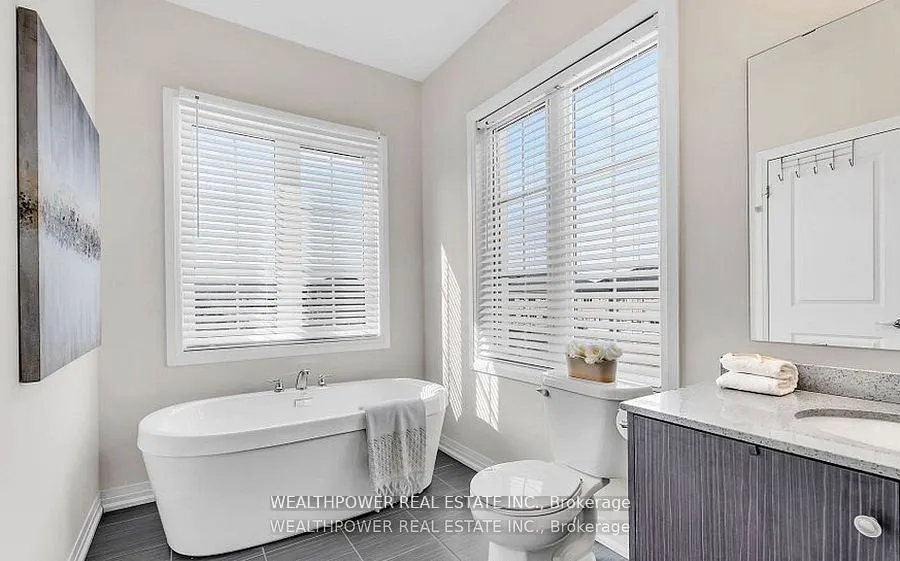 59 Schmeltzer Crescent