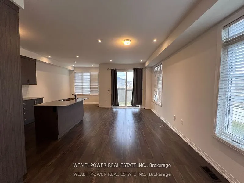 59 Schmeltzer Crescent