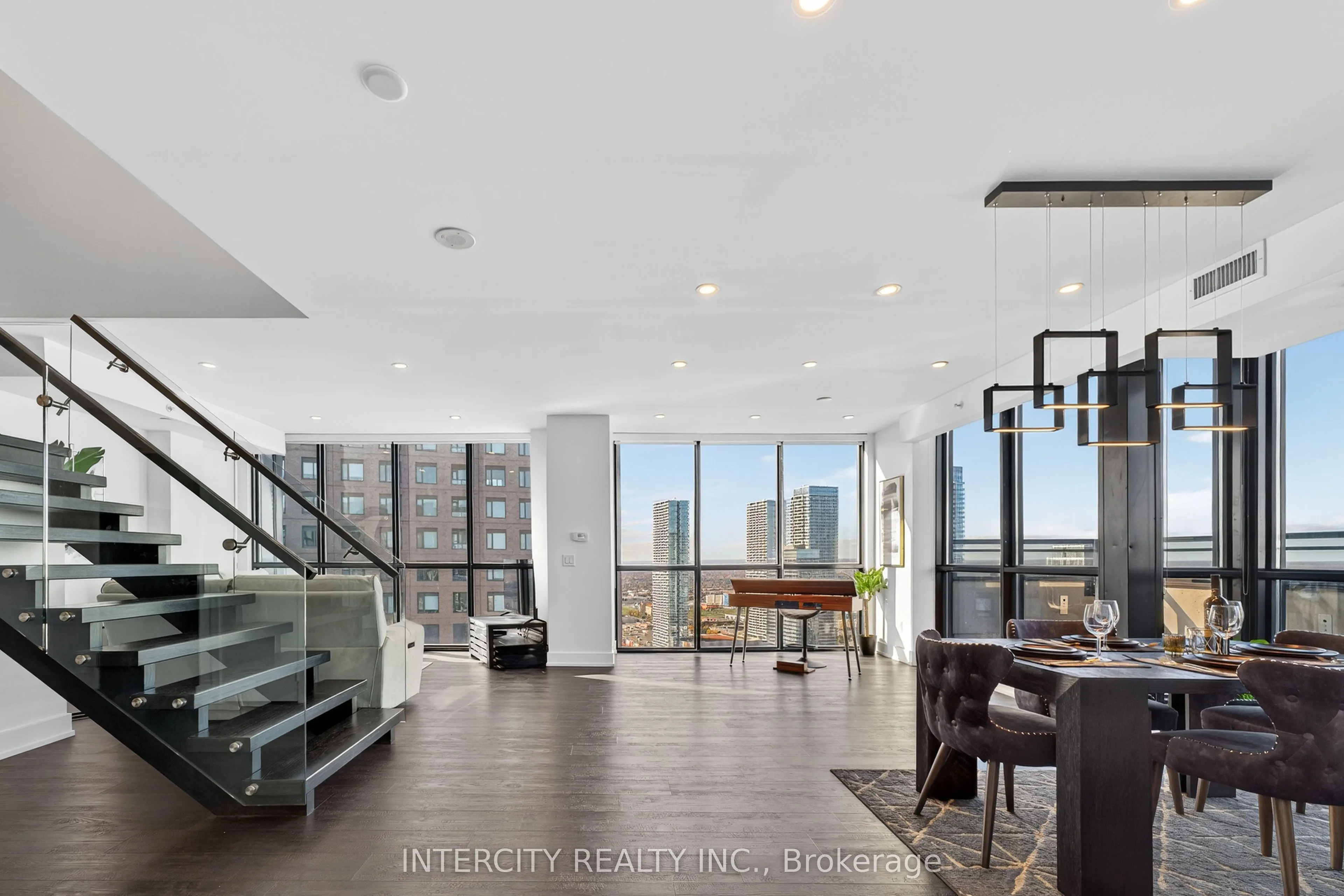 2910 Highway 7 Road, #Ph05