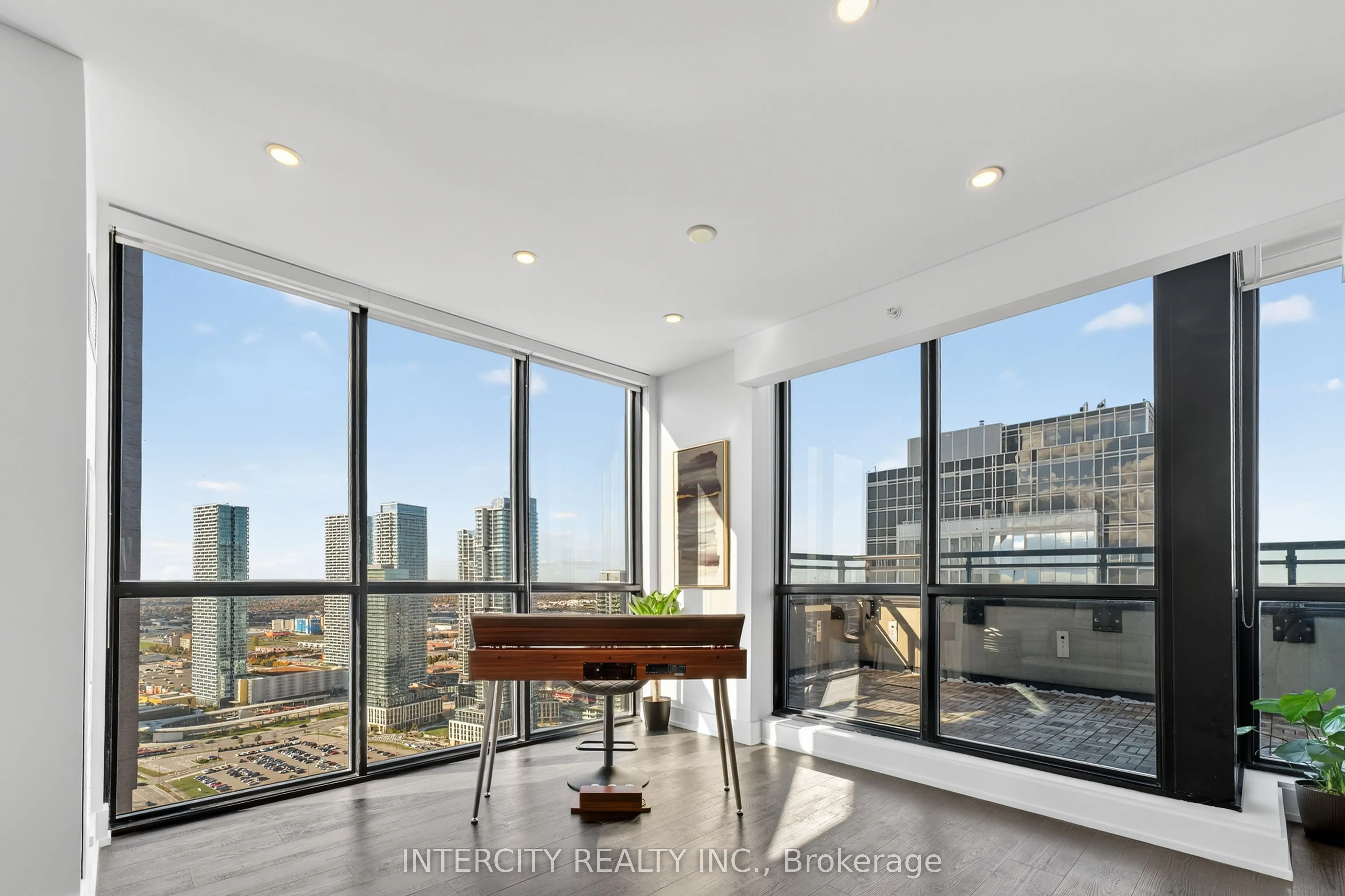 2910 Highway 7 Road, #Ph05