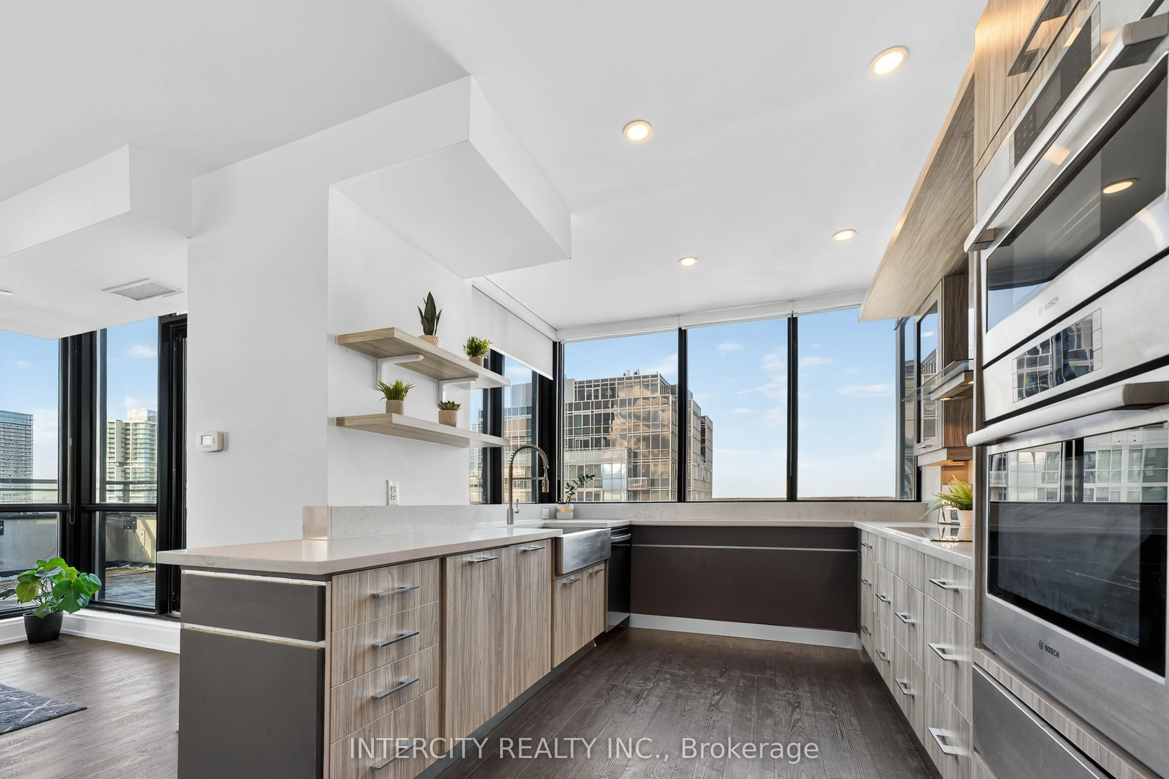 2910 Highway 7 Road, #Ph05