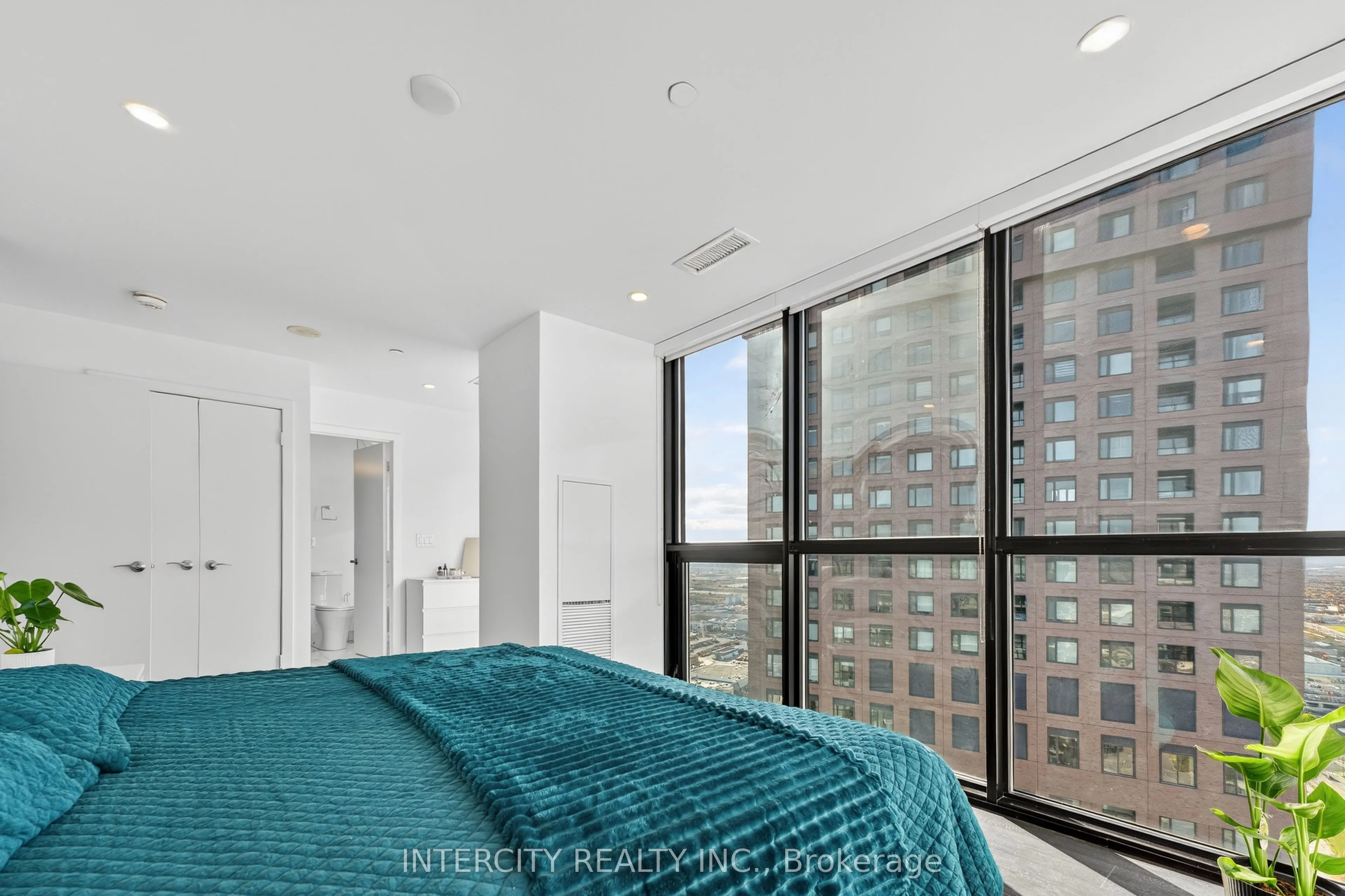 2910 Highway 7 Road, #Ph05