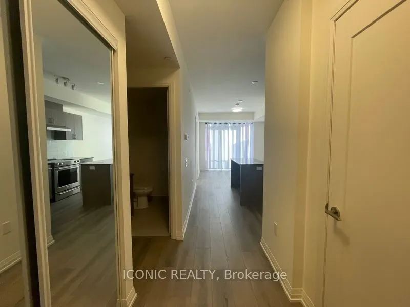 8960 Jane Street, #2008