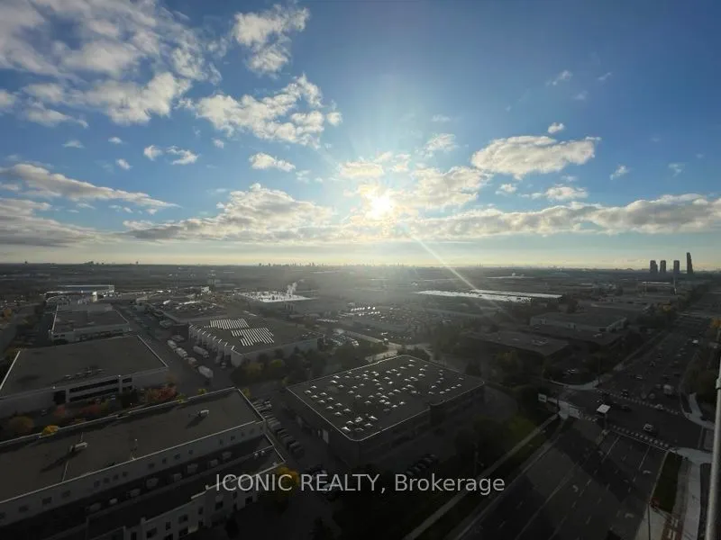 8960 Jane Street, #2008