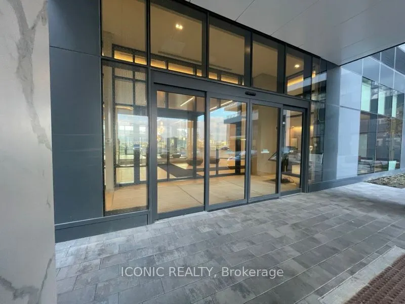 8960 Jane Street, #2008