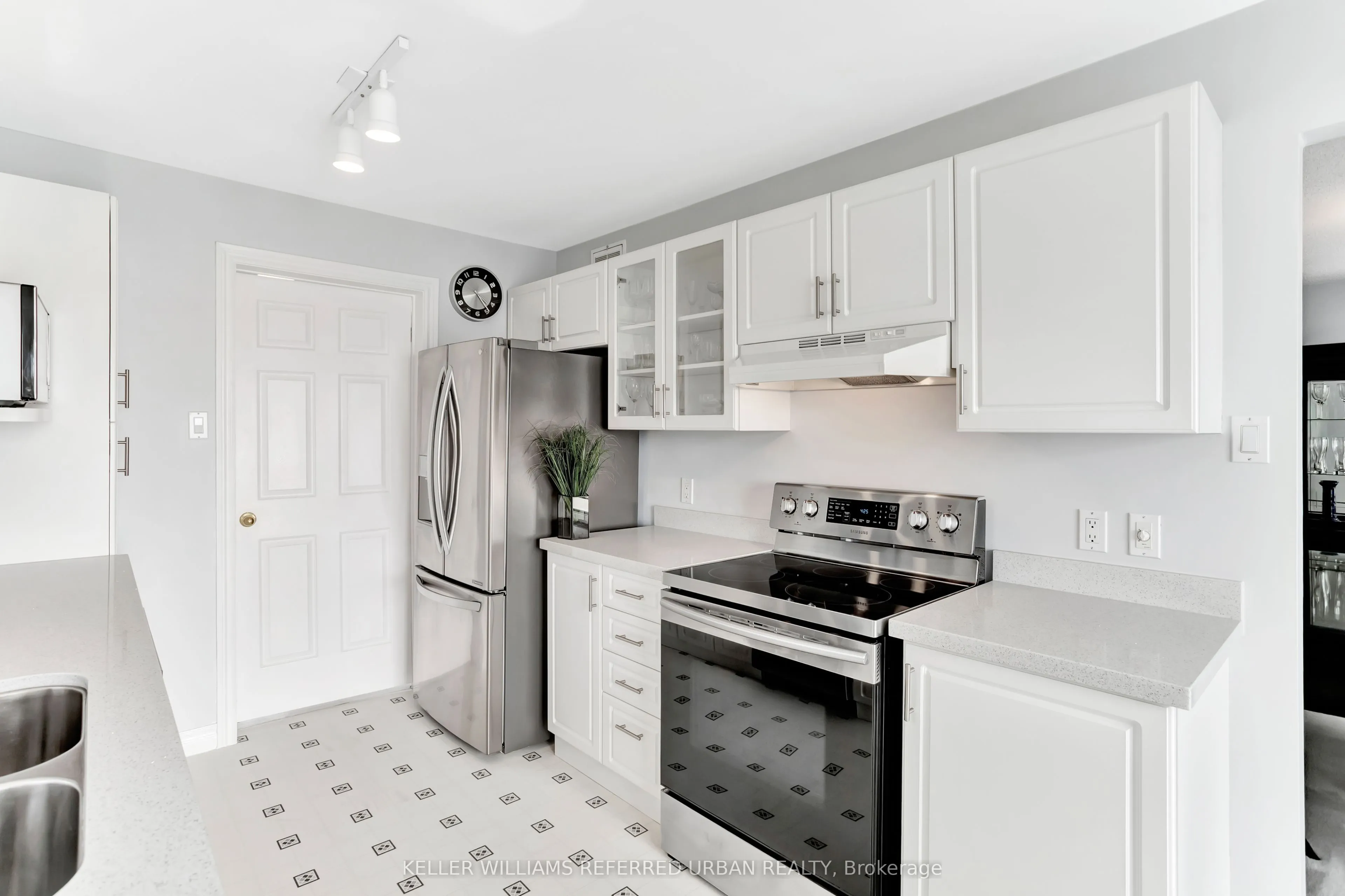 259 Pleasant Boulevard