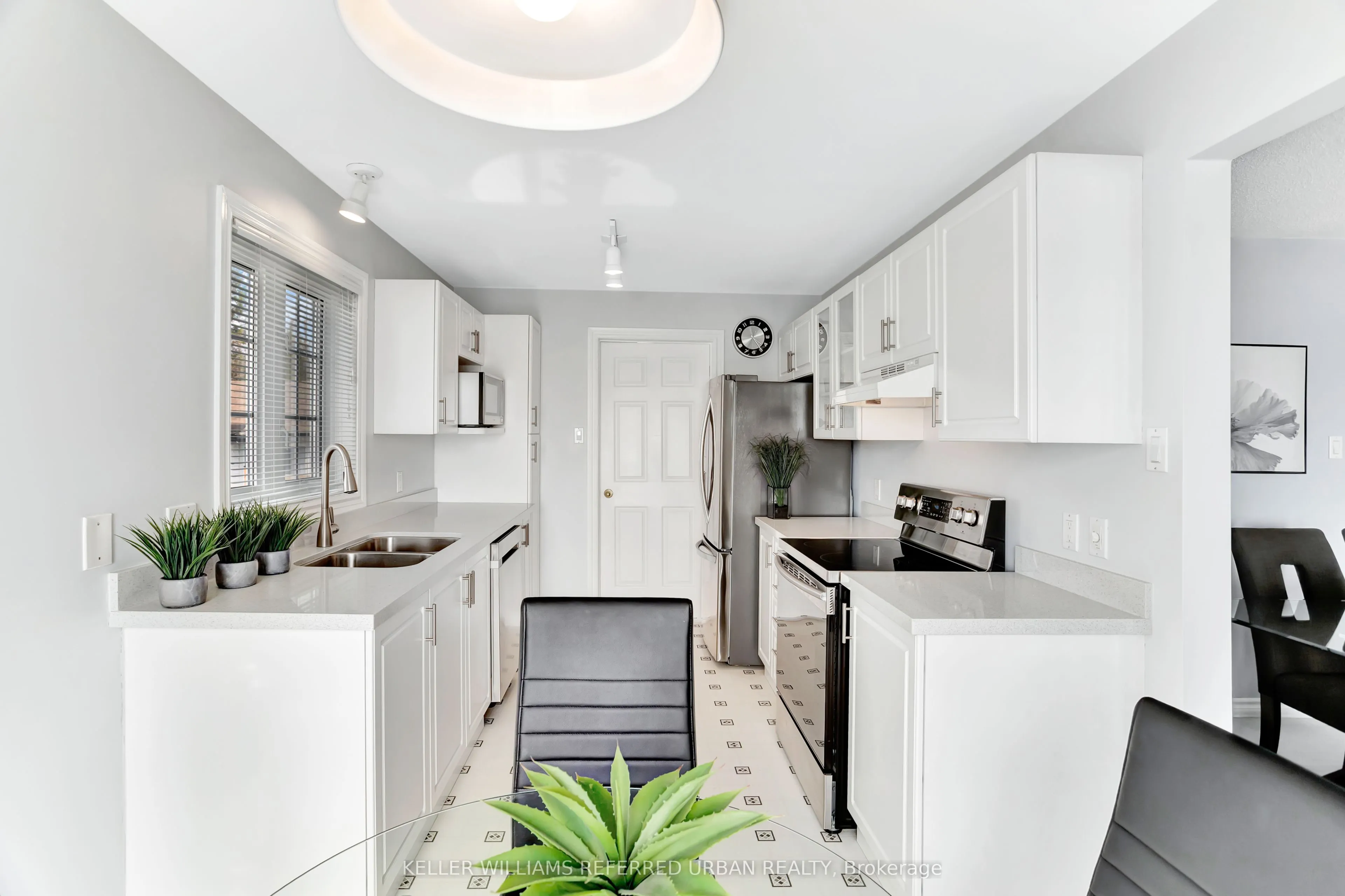 259 Pleasant Boulevard