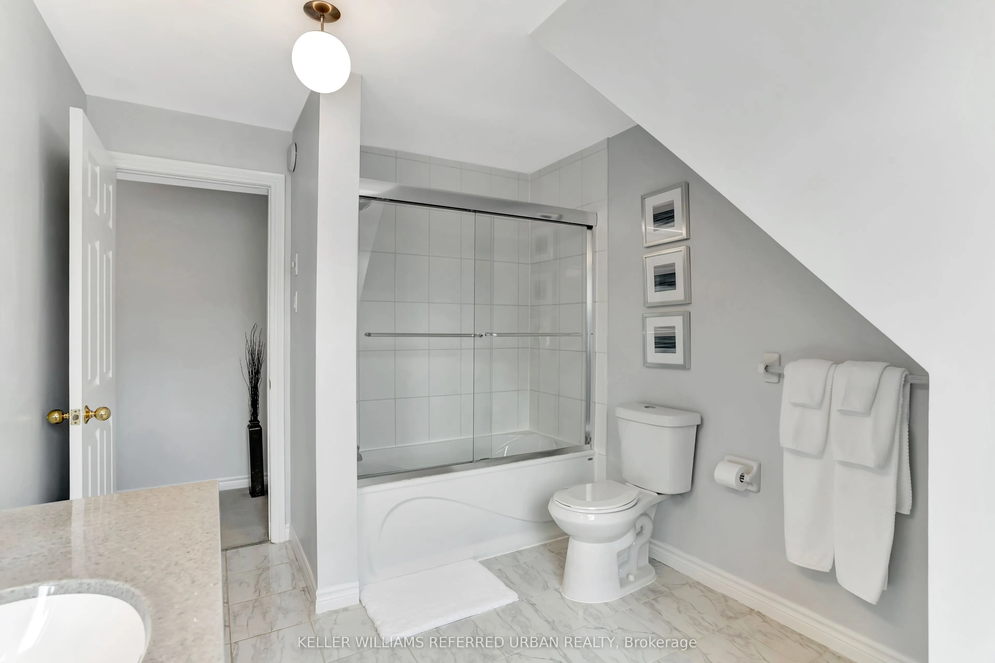 259 Pleasant Boulevard