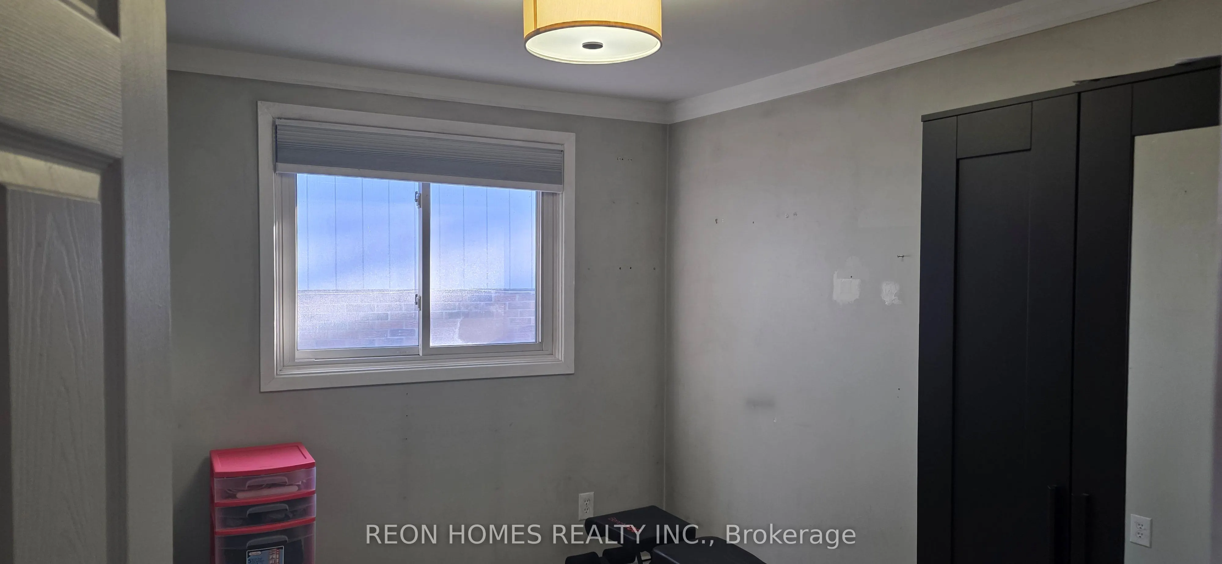 99 Millard Street, #(Main)