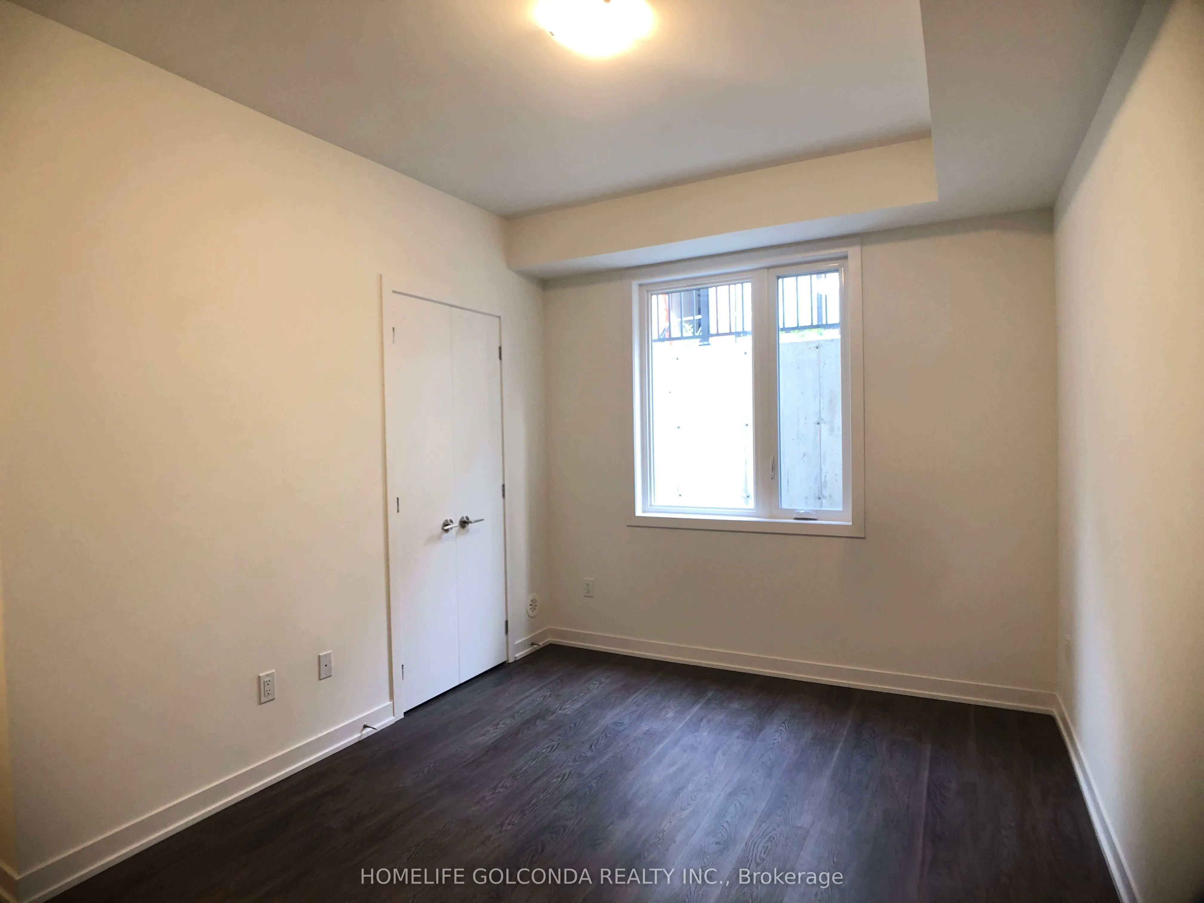 12 DAVID EYER Road, #1121