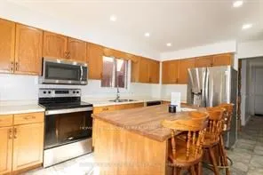 129 Kerr Boulevard S