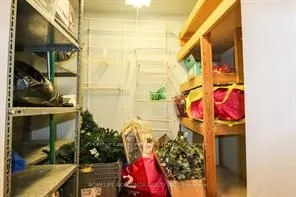 129 Kerr Boulevard S