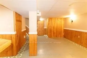 129 Kerr Boulevard S