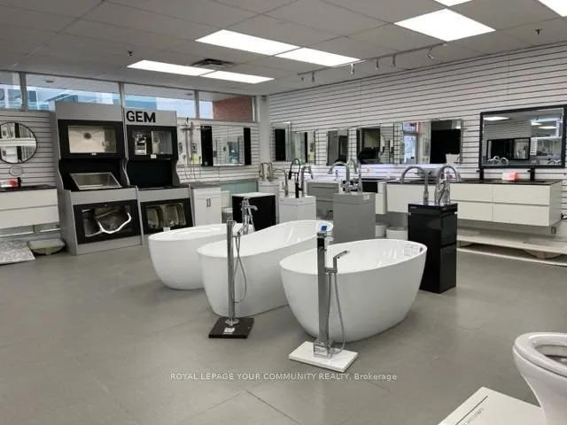 9120 Leslie Street, #5