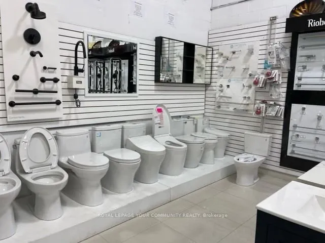 9120 Leslie Street, #5