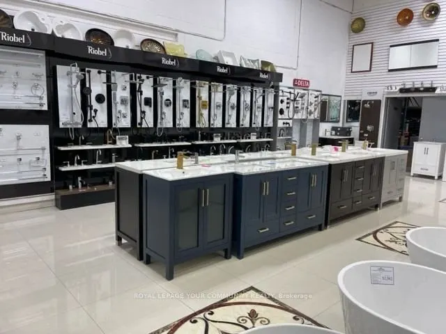 9120 Leslie Street, #5