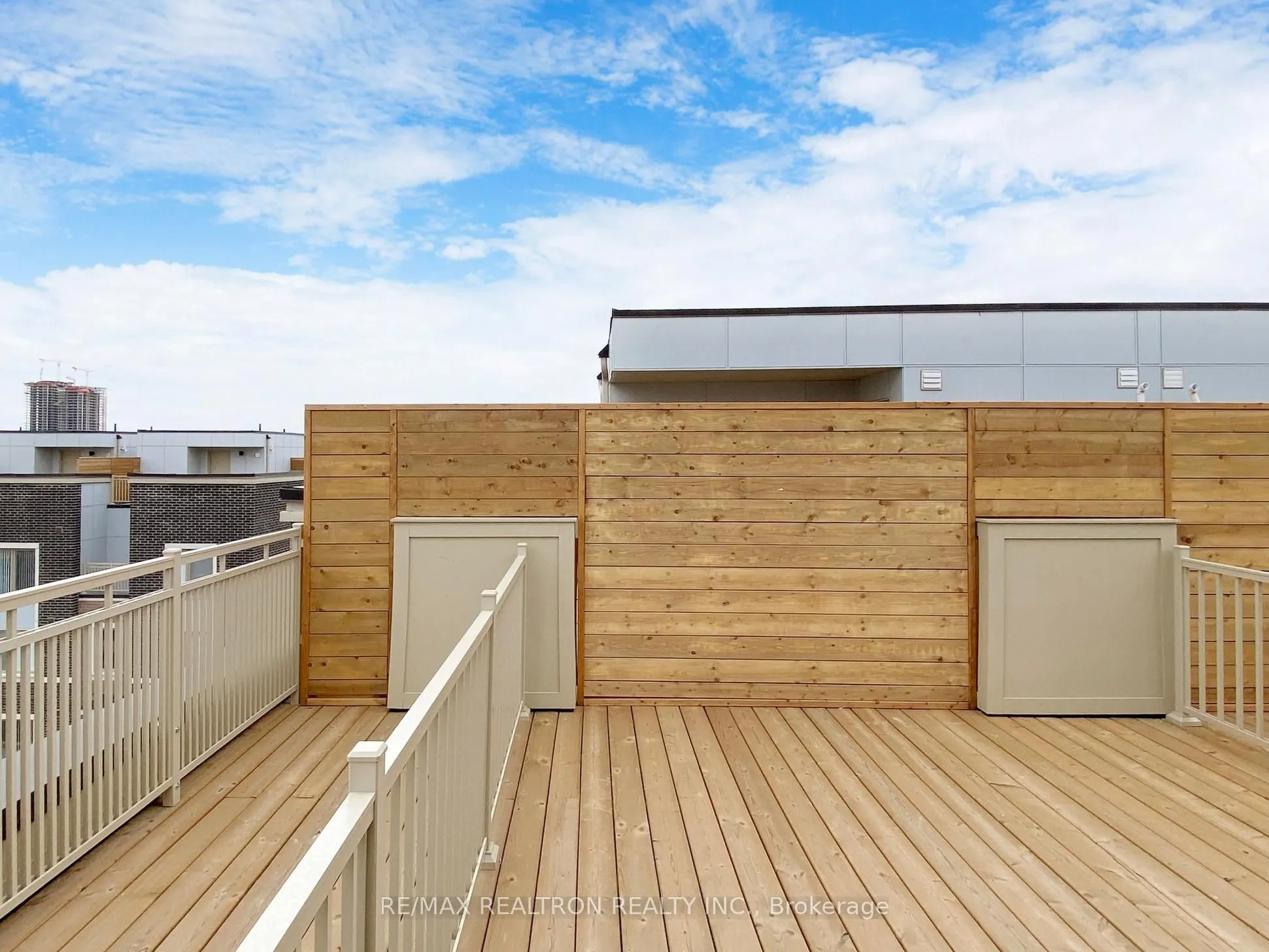 100 Honeycrisp Crescent, #TH356