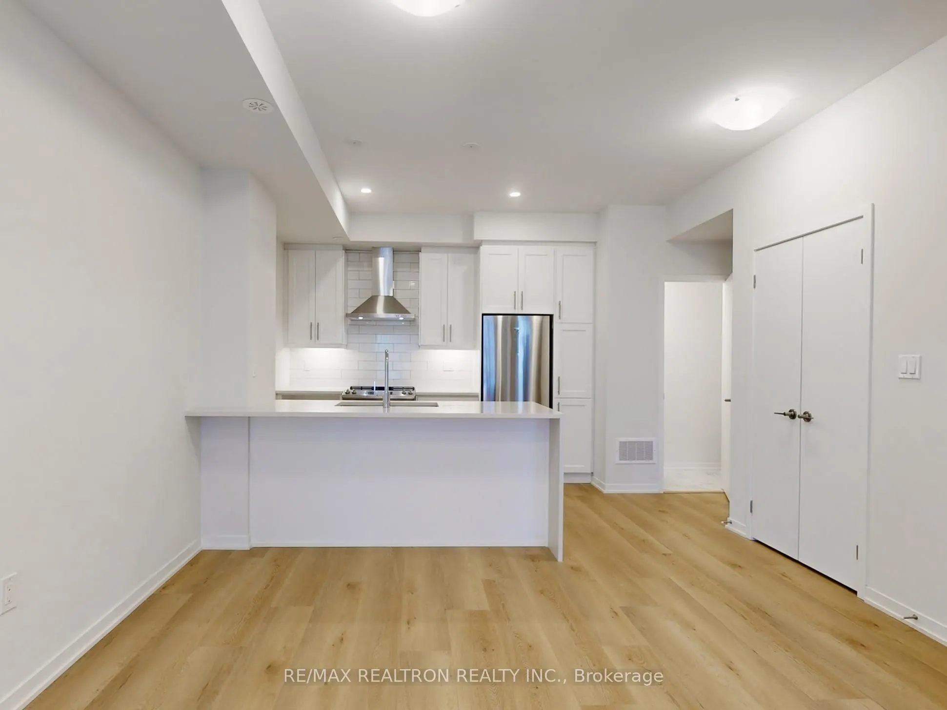 100 Honeycrisp Crescent, #TH356