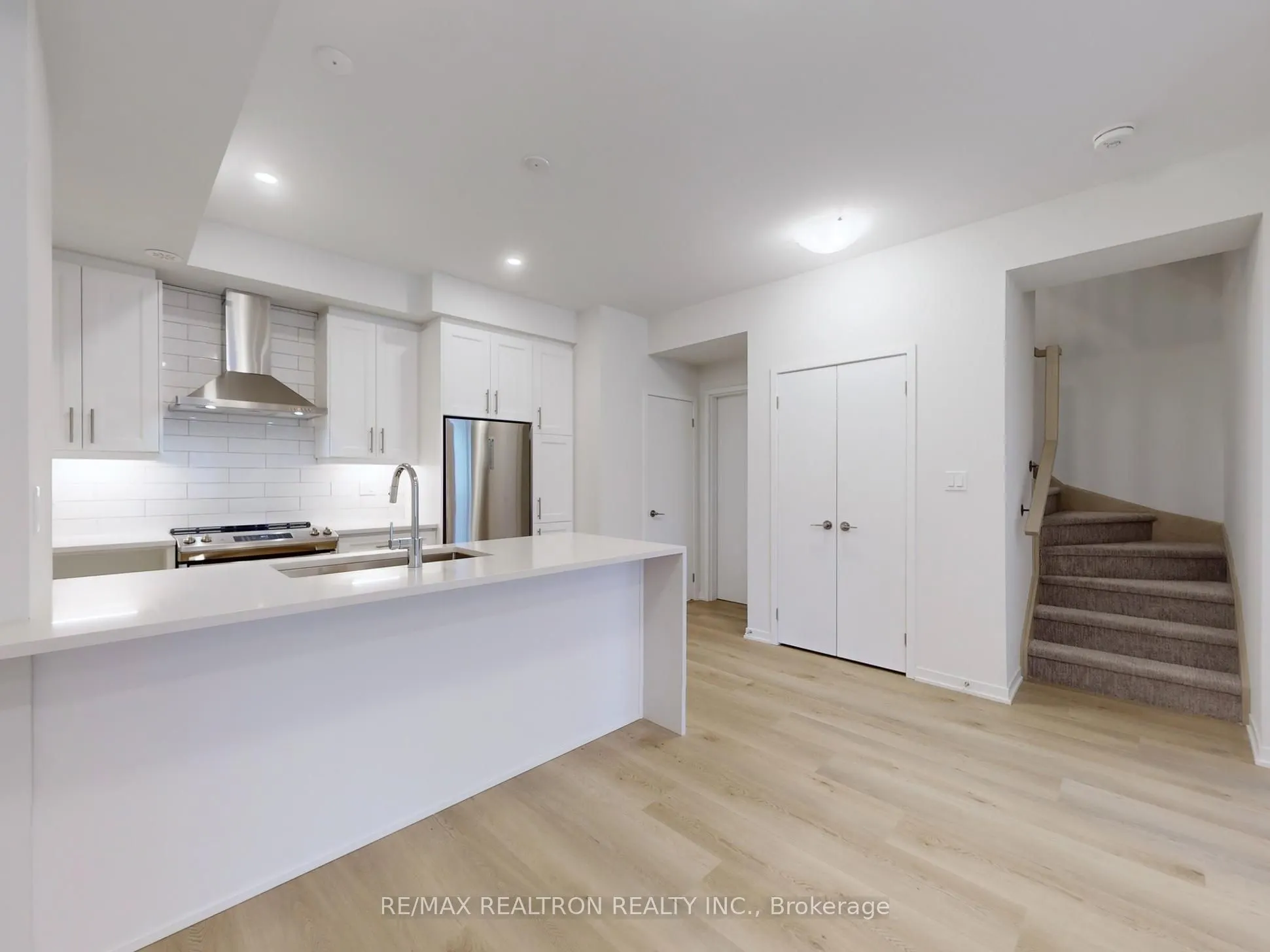 100 Honeycrisp Crescent, #TH356