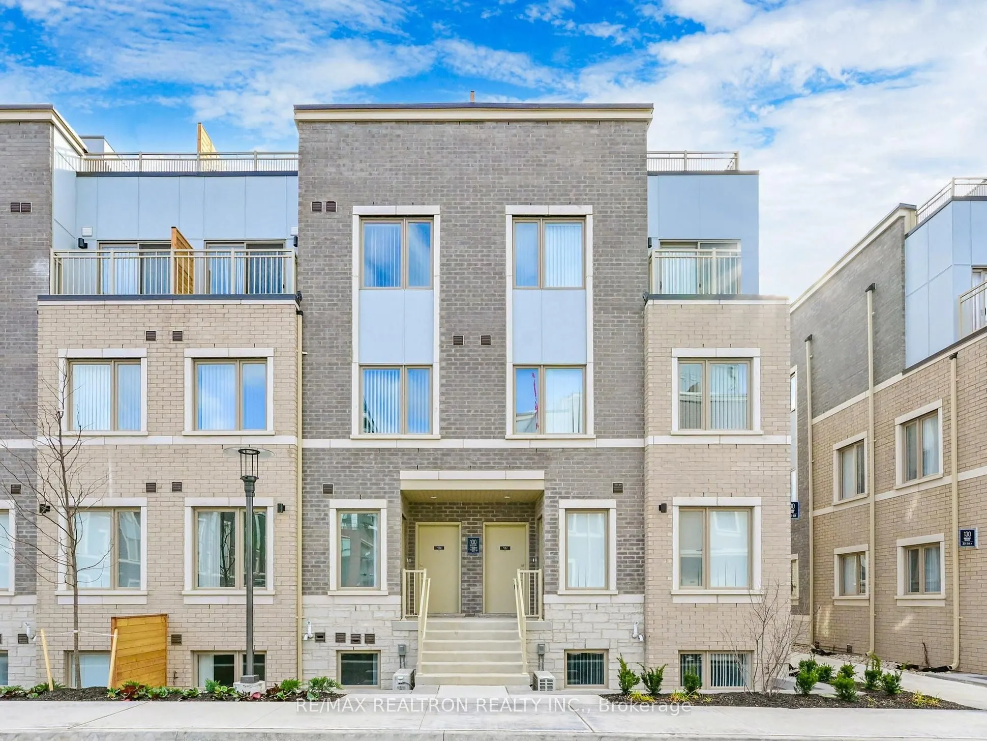 100 Honeycrisp Crescent, #TH356