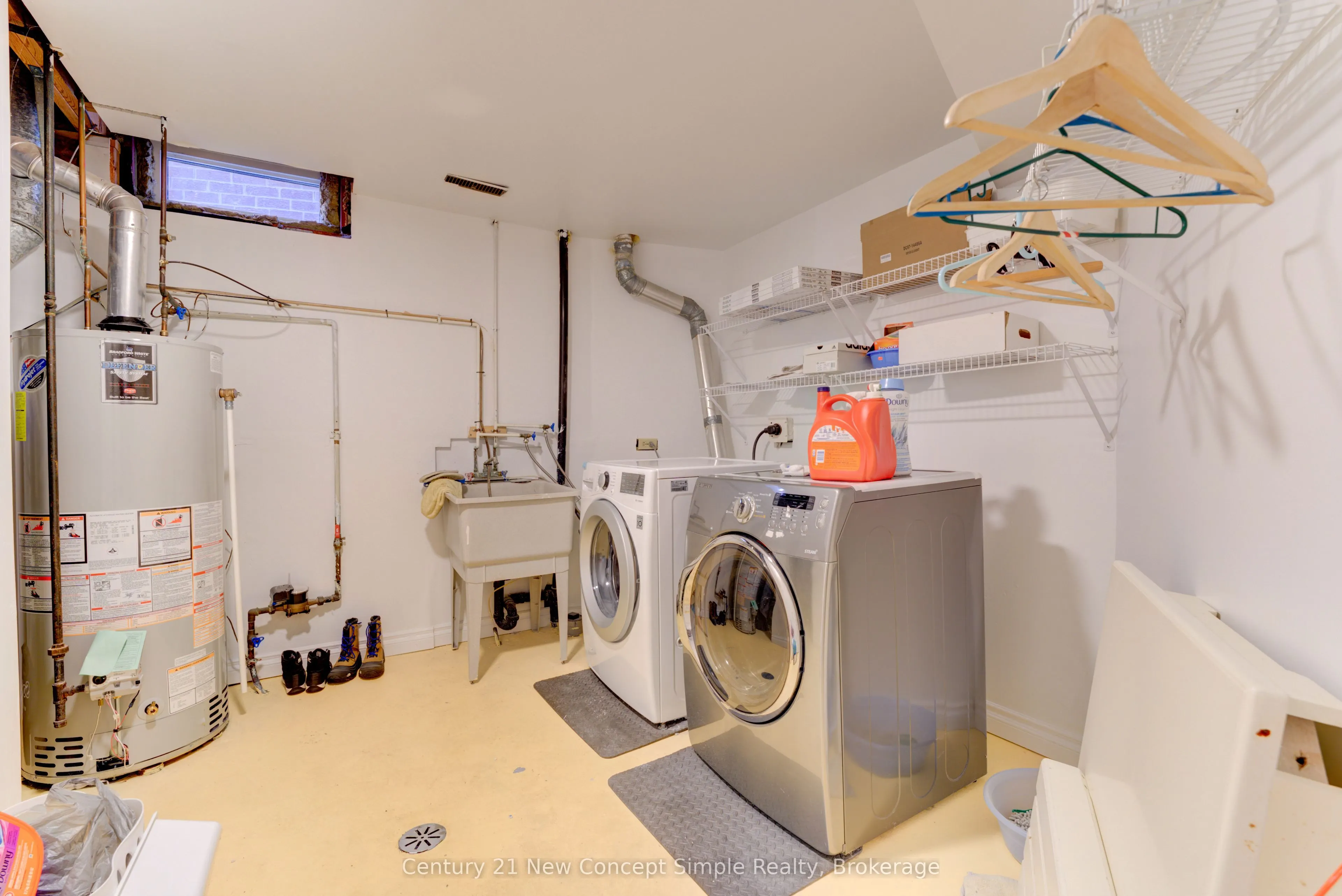 12 Kilbarry Ct Court