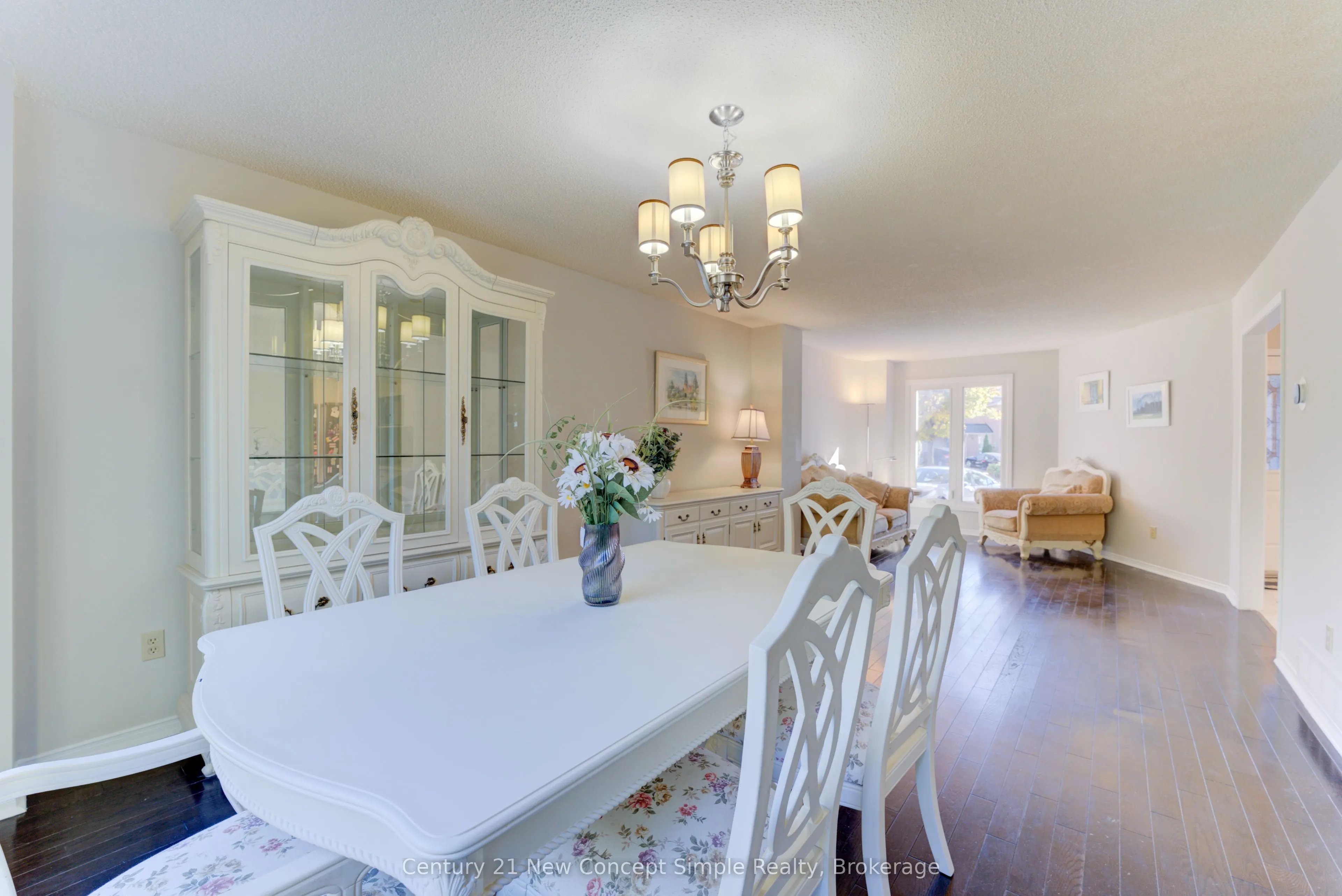 12 Kilbarry Ct Court