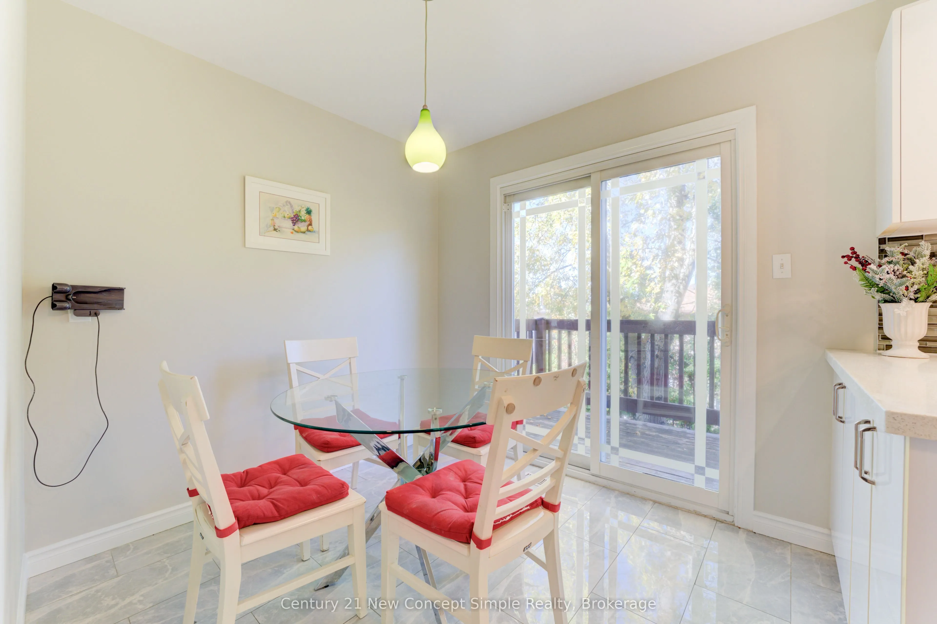 12 Kilbarry Ct Court