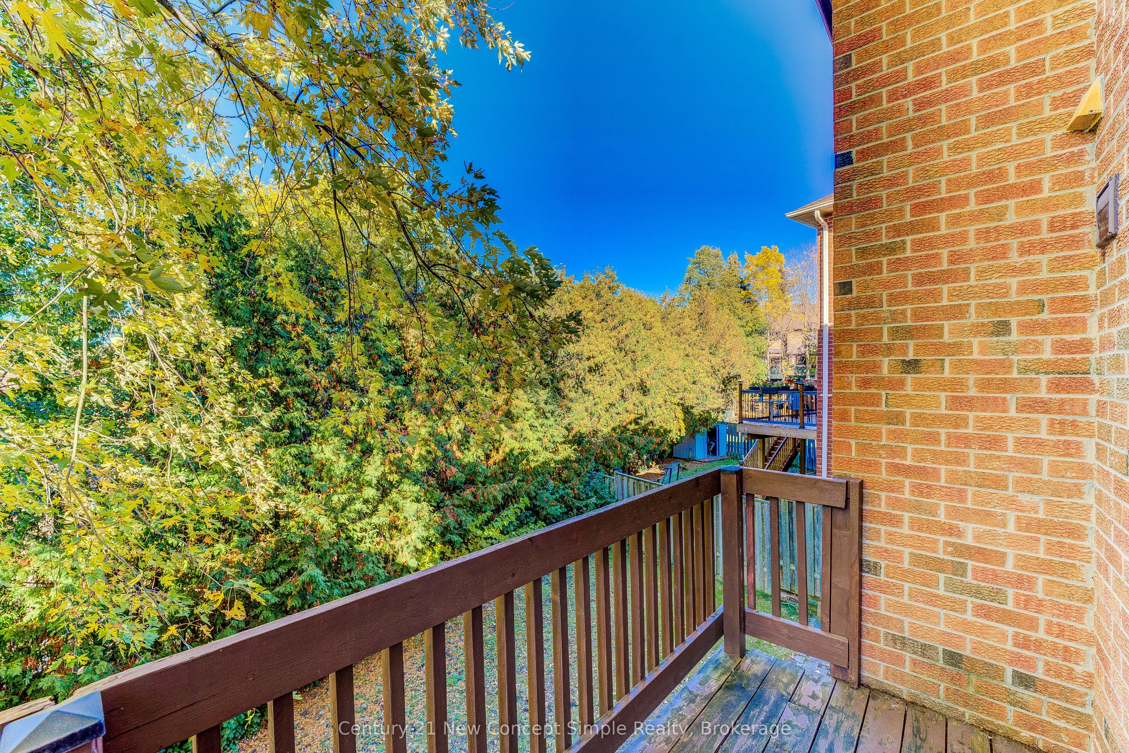 12 Kilbarry Ct Court